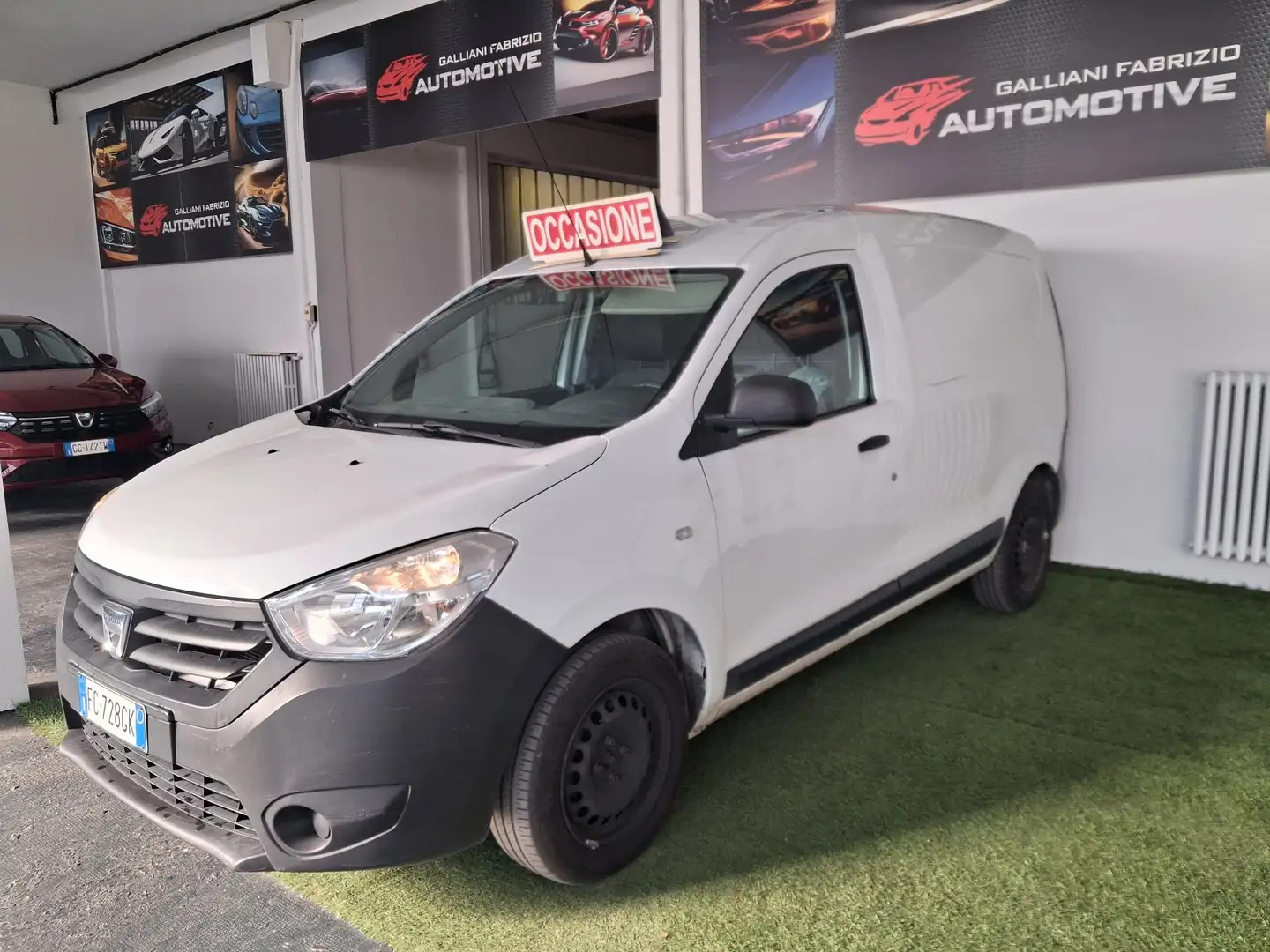 Dacia Dokker Dokker van 1.5 dci 90 cv Weiß - 1