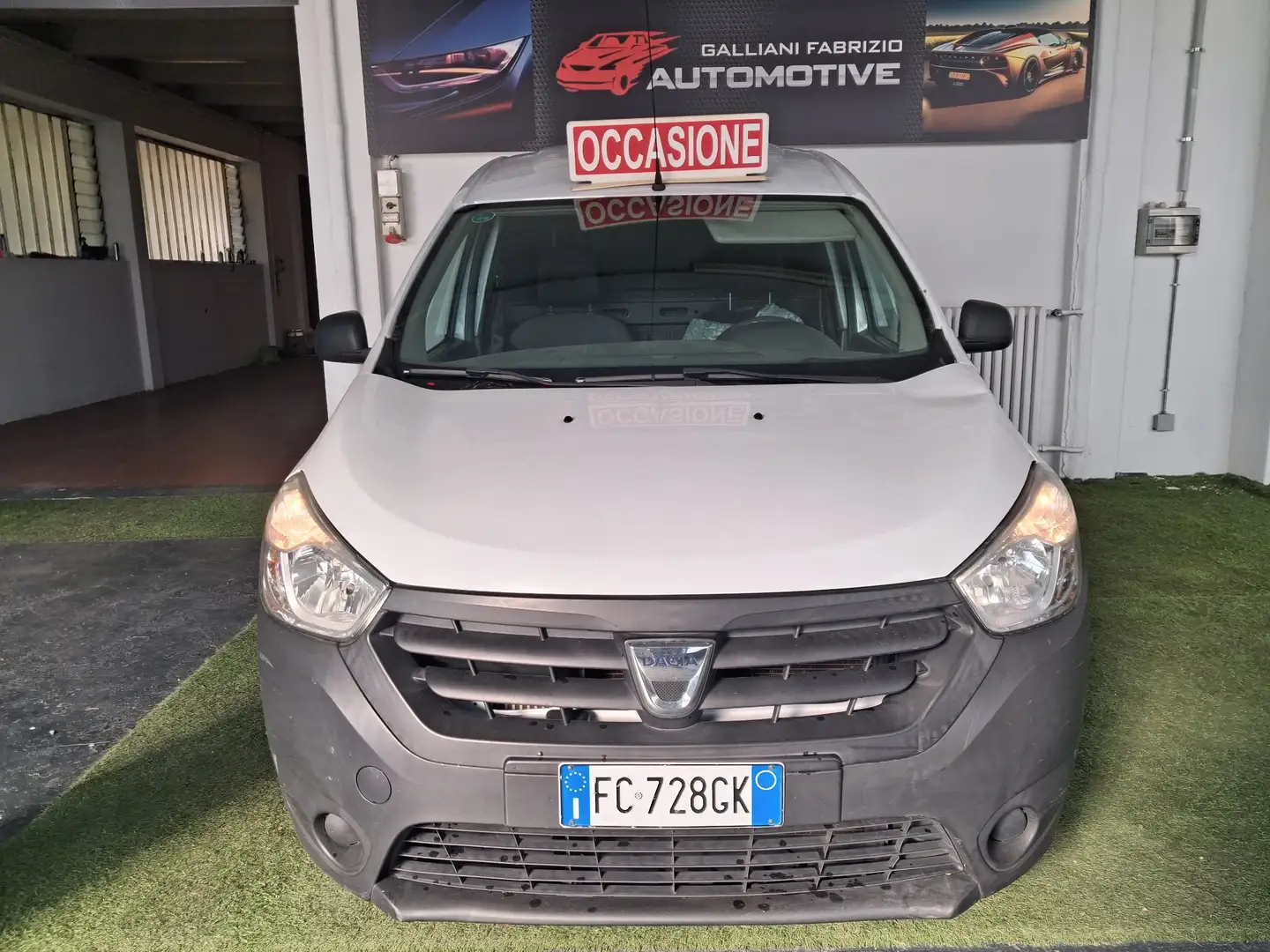 Dacia Dokker Dokker van 1.5 dci 90 cv Weiß - 2