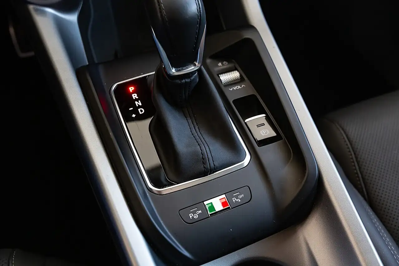 Alfa Romeo Tonale 2024 — фото 10