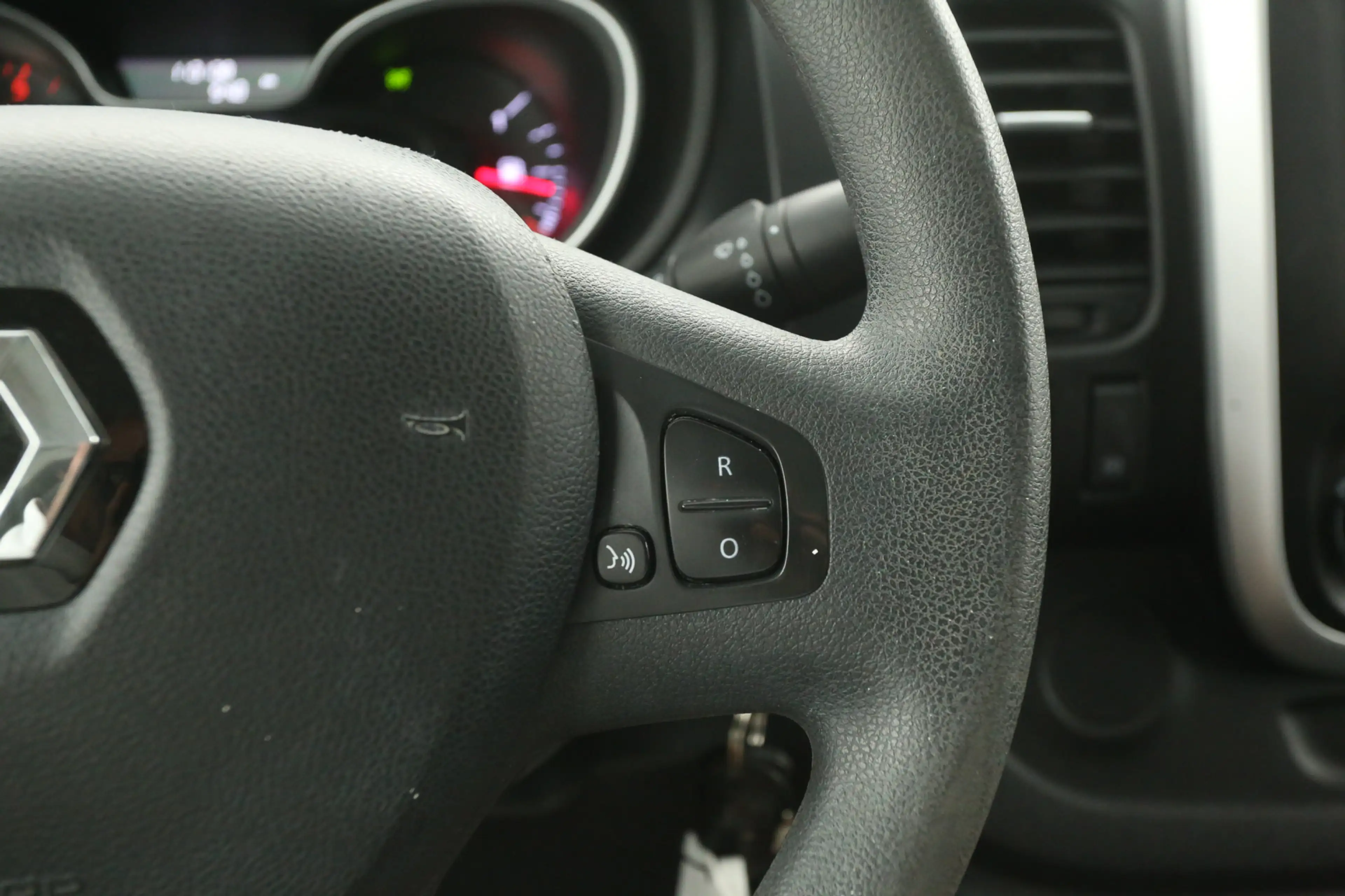 Renault Trafic 2.0 dCi 145PK T29 L2H1 | DC | 6 Zits | Airco | Cru — photo 18