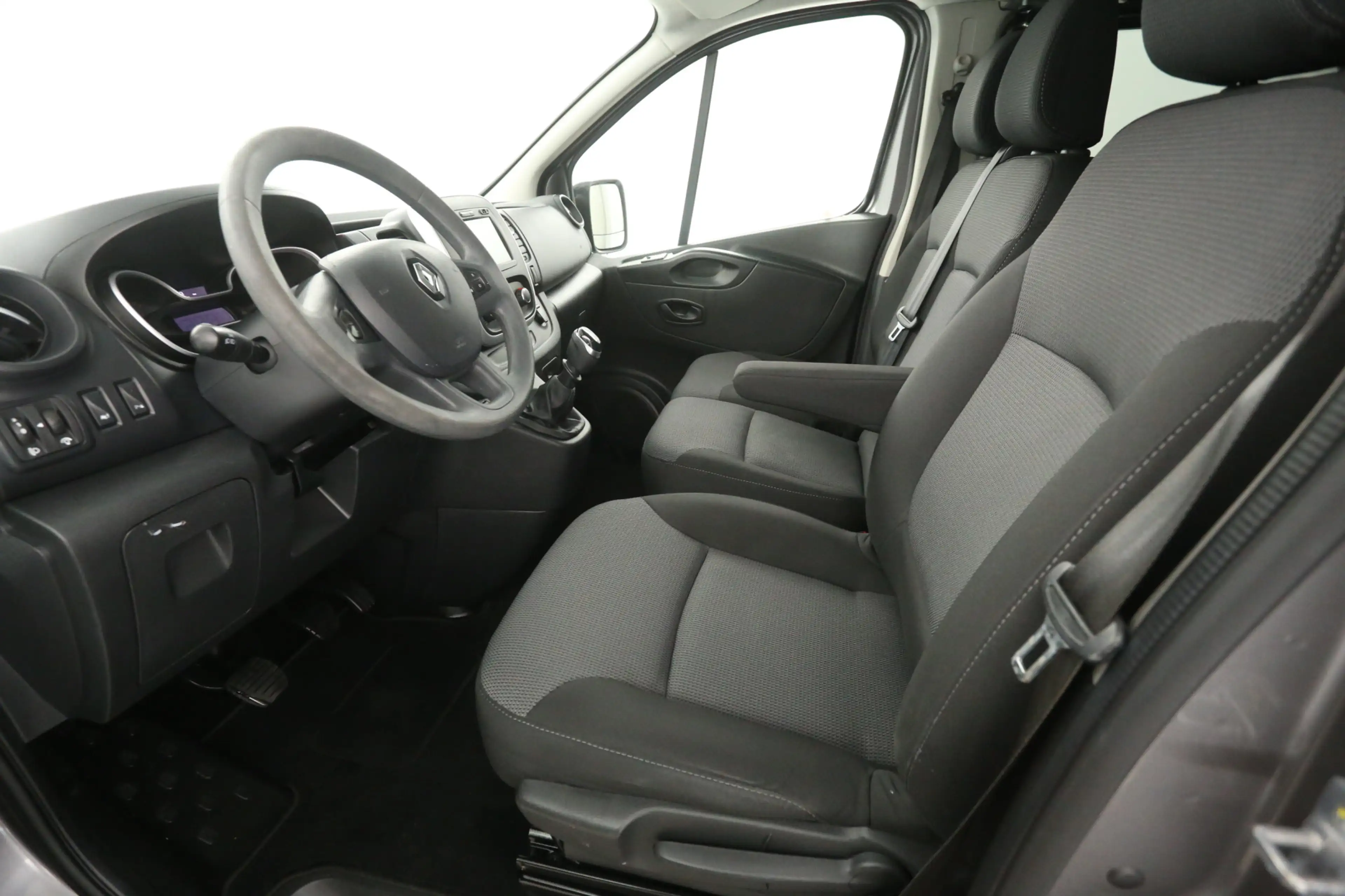 Renault Trafic 2.0 dCi 145PK T29 L2H1 | DC | 6 Zits | Airco | Cru — photo 26