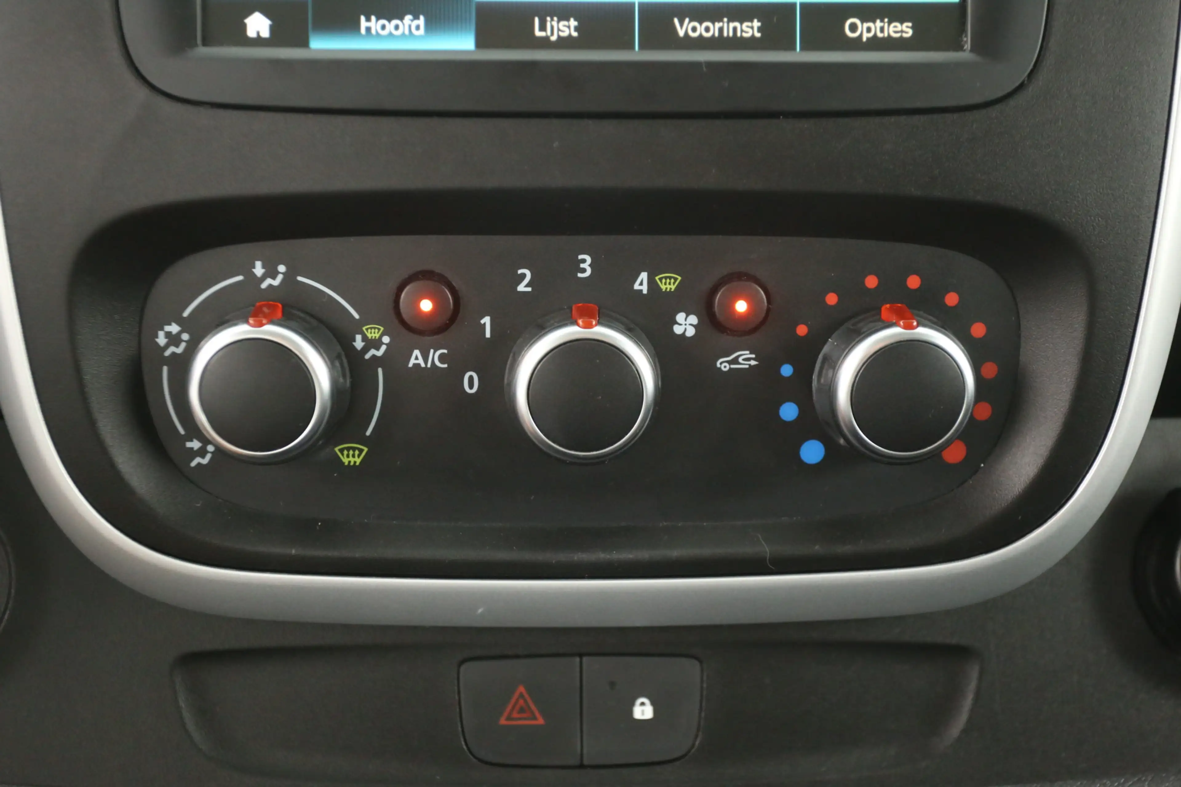 Renault Trafic 2.0 dCi 145PK T29 L2H1 | DC | 6 Zits | Airco | Cru — photo 14