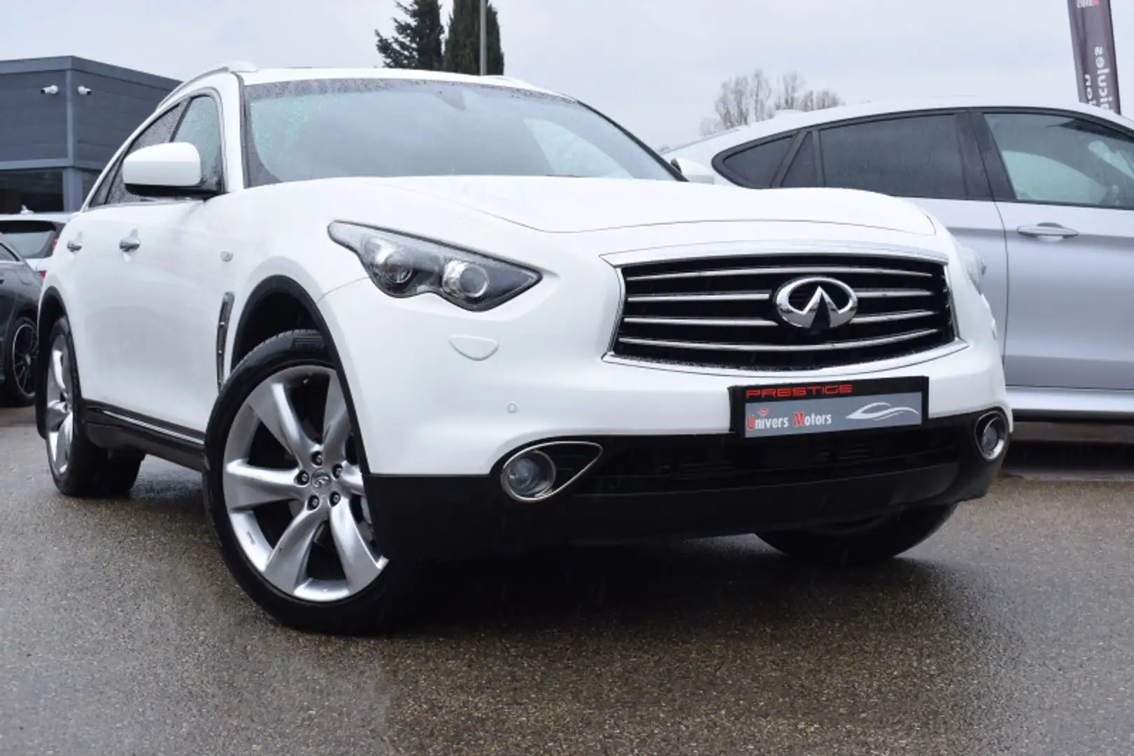 Infiniti FX 30D S PREMIUM BA White - 1