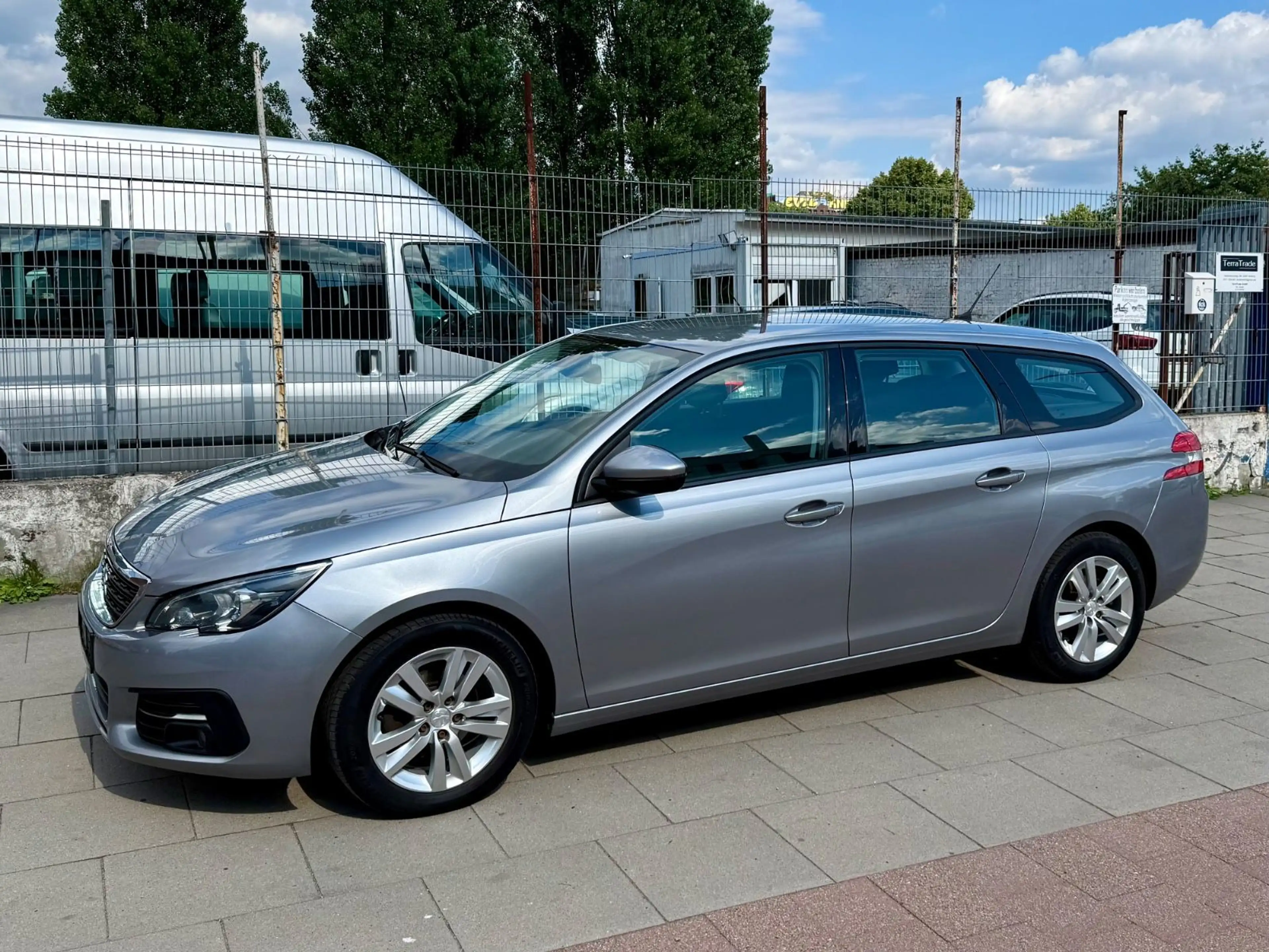 Peugeot 308 SW Active Pack * ZAHNRIEMEN & TÜV NEU — photo 3