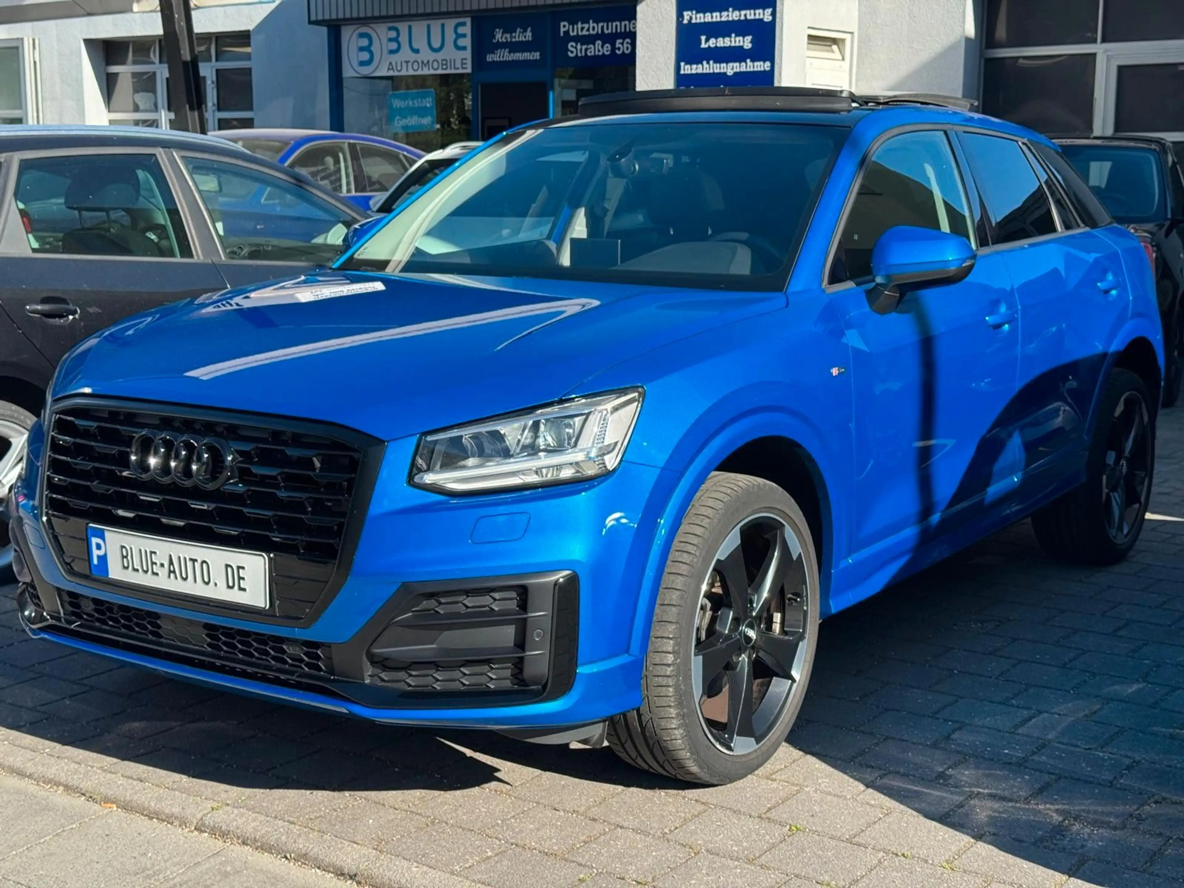 Audi Q2 35 TDI sport S-Line PANO*LED*NAVI*