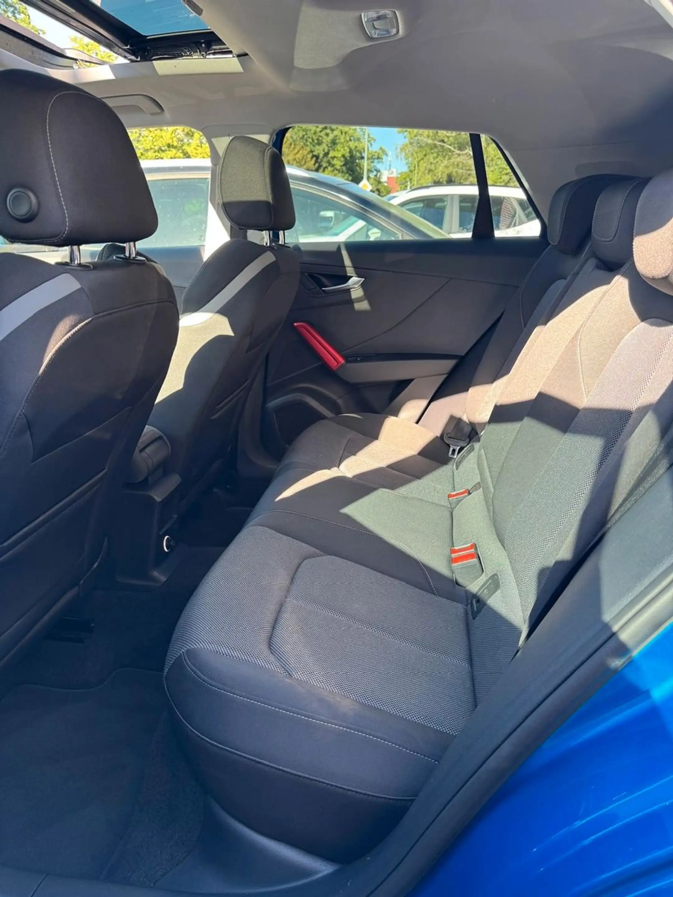 Audi Q2 35 TDI sport S-Line PANO*LED*NAVI* — photo 12