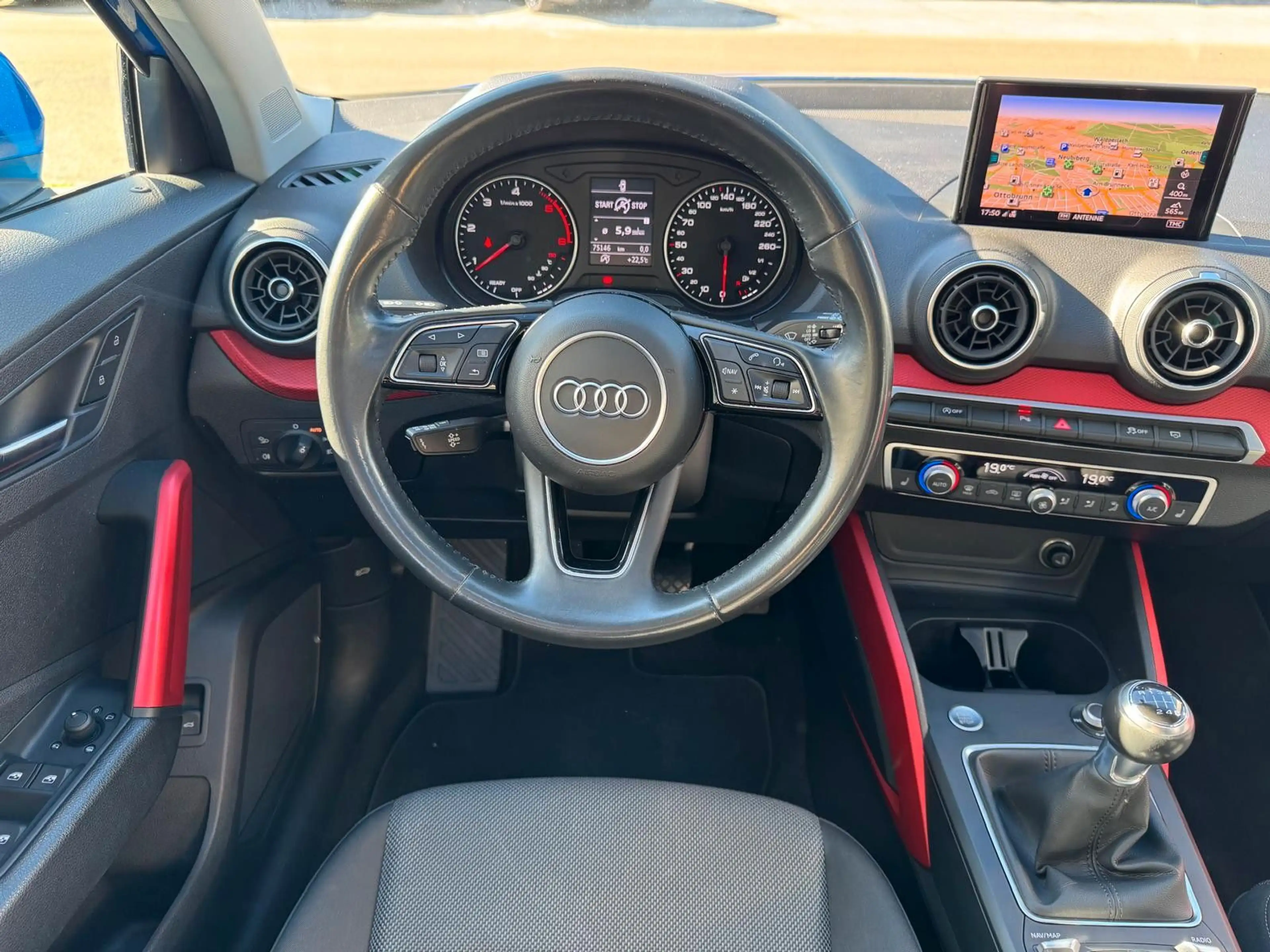 Audi Q2 35 TDI sport S-Line PANO*LED*NAVI* — photo 9