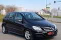 Mercedes-Benz B 180 BlueEfficiency Schwarz - thumbnail 3
