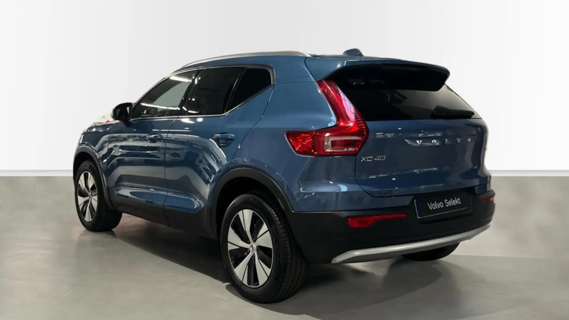 Volvo XC40 2.0 B3 CORE AUTO 163 5P - 2