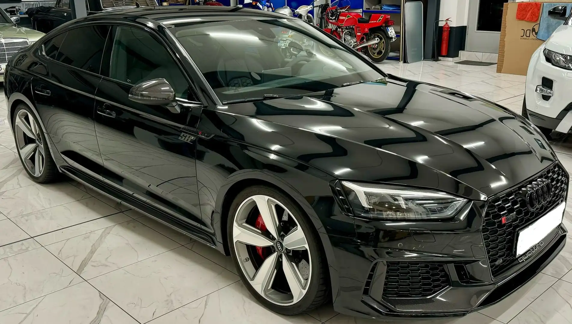 Audi RS5 Sportback Schwarz - 1