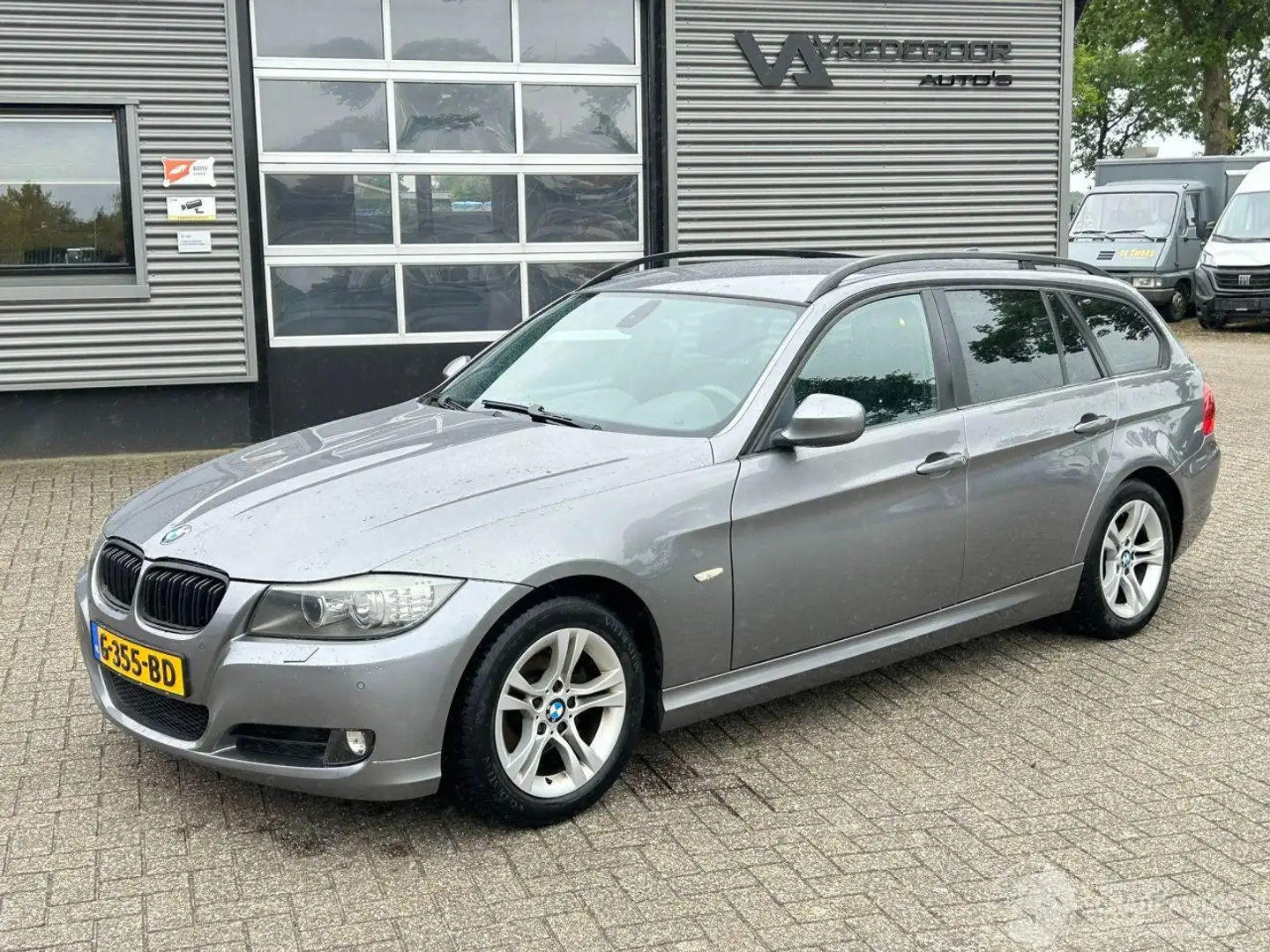 BMW 318 3-serie 318i Touring Gris - 1