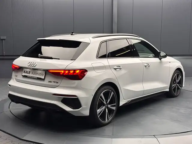Audi A3 view 5