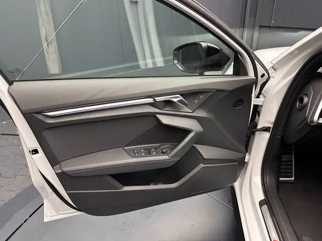Audi A3 view 13