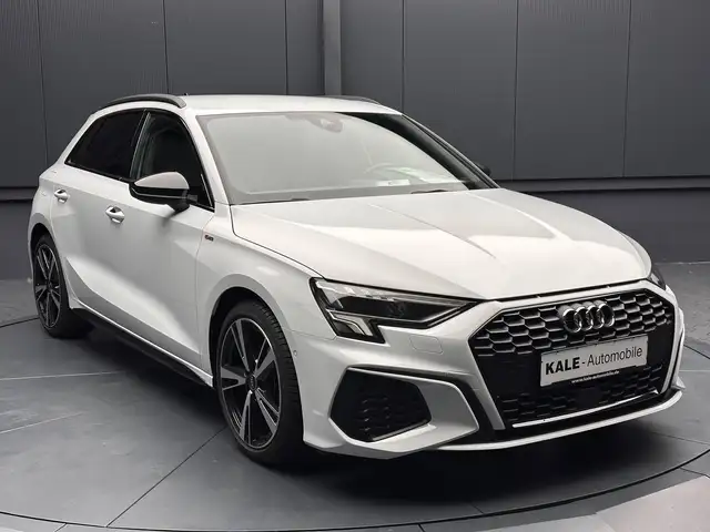 Audi A3 view 7