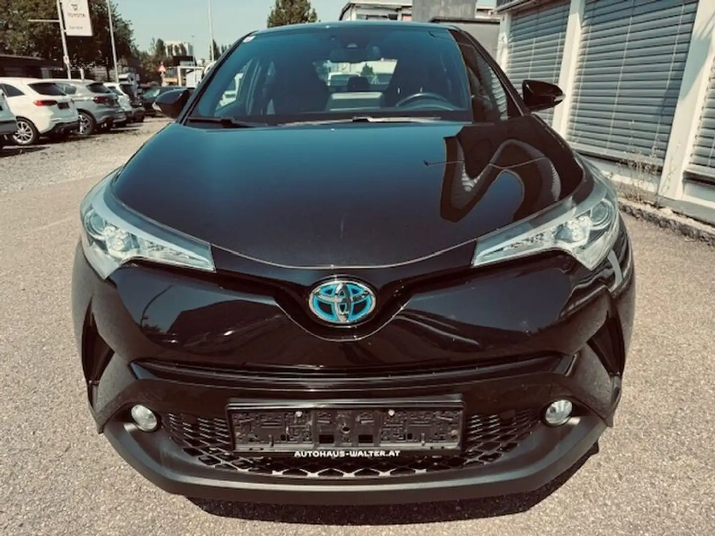 Toyota C-HR Hybrid Schwarz - 2