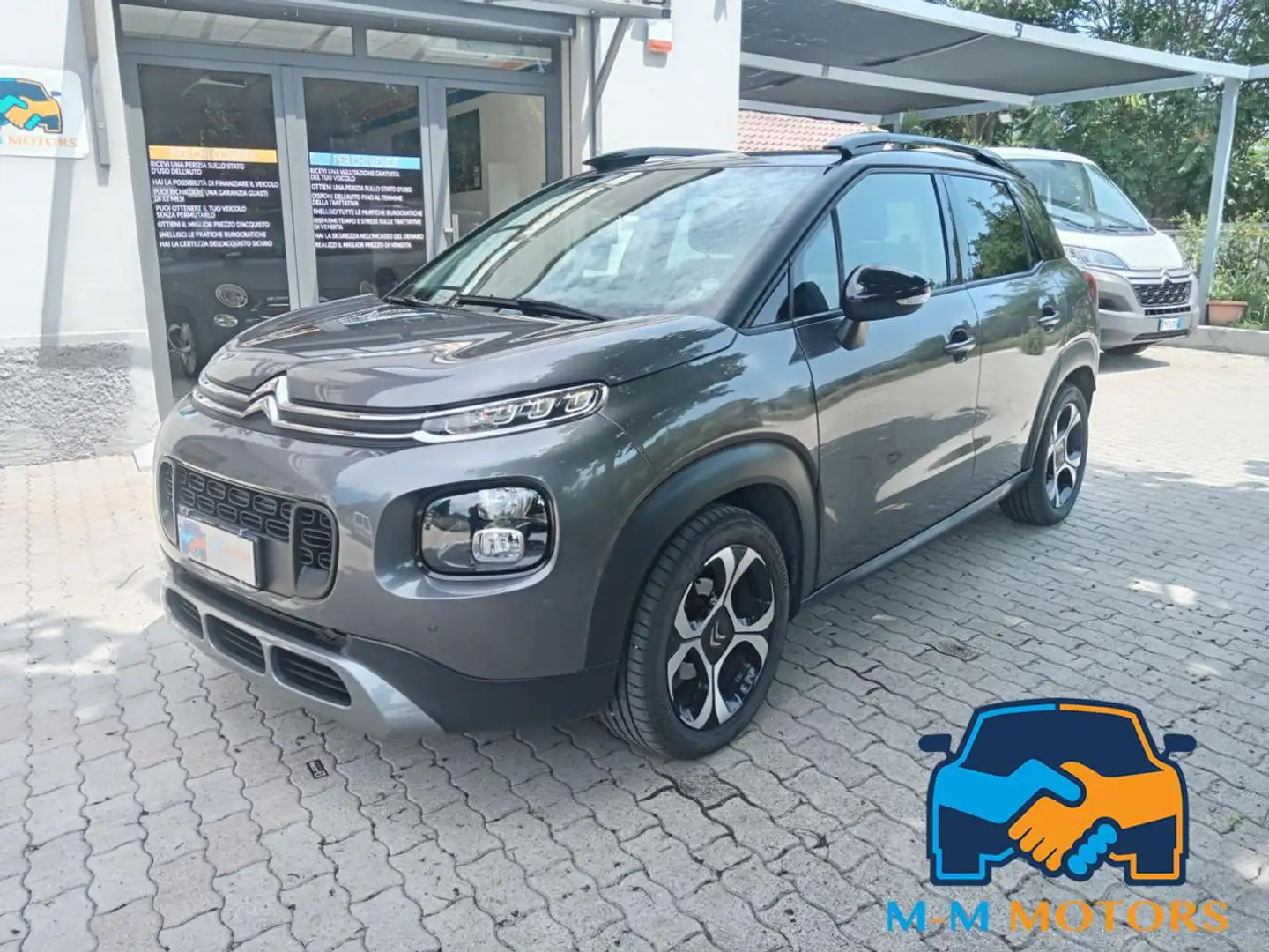 Citroen C3 Aircross BlueHDi 110 S&S Shine Grigio - 1