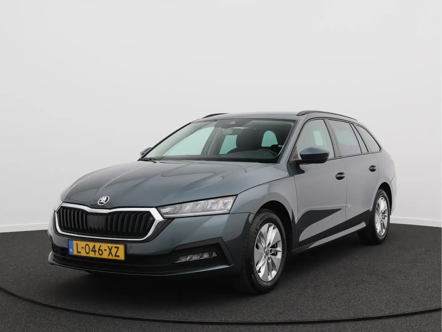 Skoda Octavia Combi 1.0 TSI Business Edition/ lage km/ trekhaak! Gris - 1