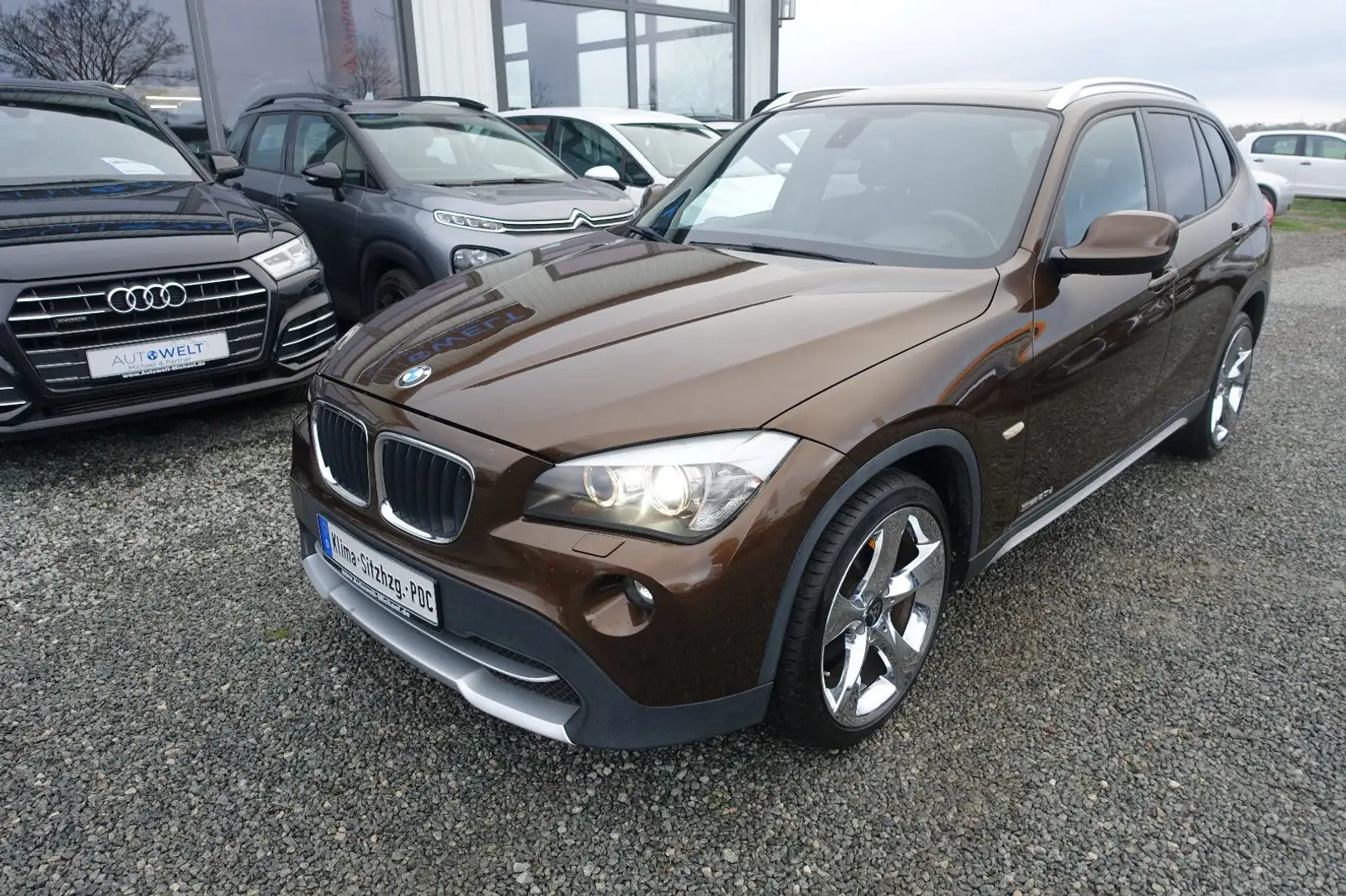 BMW X1 2.0d sDrive KLIMA PANO SITZH 19' Insp+TÜV NEU Braun - 2