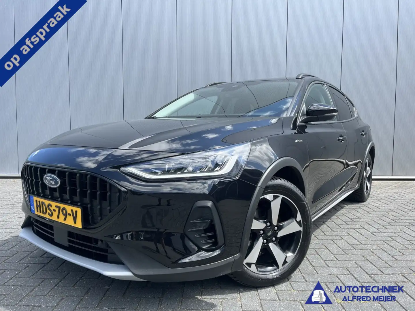 Ford Focus 1.0 EBH Active Trekhaak Carplay Camera PDC Noir - 1