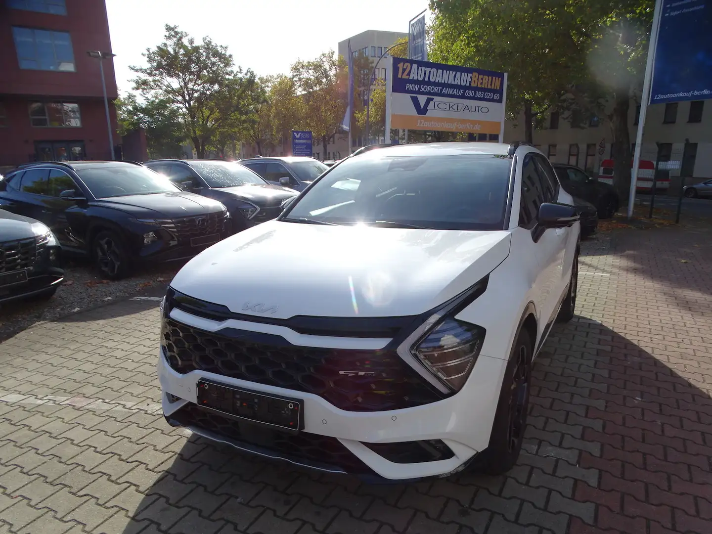 Kia Sportage 1.6 GT-Line 4WD Vollausstattung Blanc - 1
