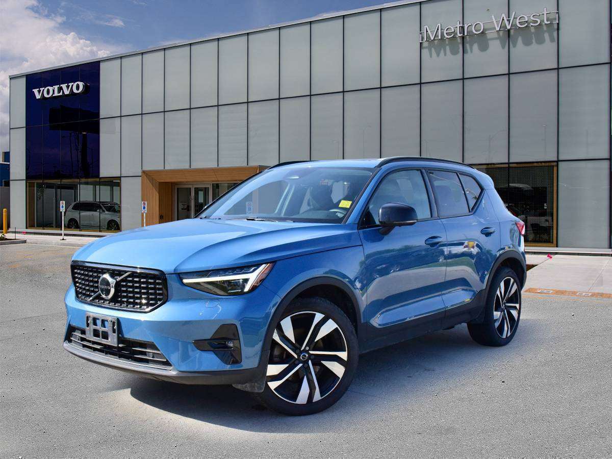 2023 Volvo XC40