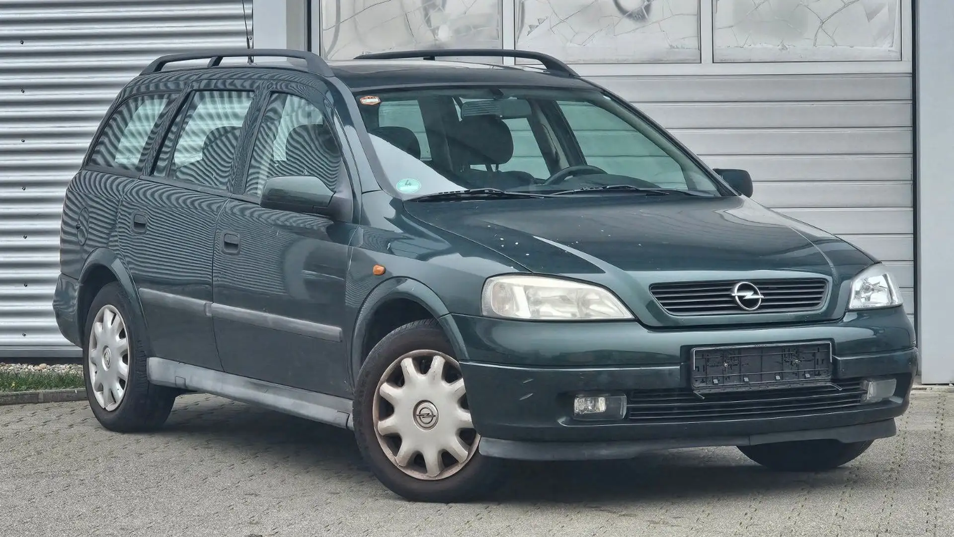 Opel Astra 1.6 16V Comfort TÜV Neu Grün - 1