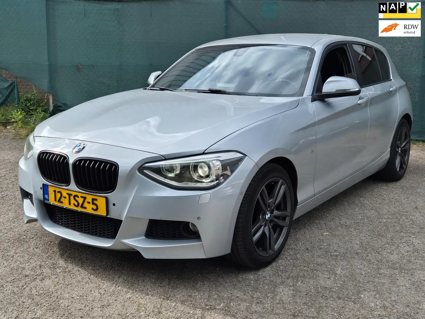 BMW 118 1-serie 118d Business+ AUT. *M-PAKKET* Gris - 1