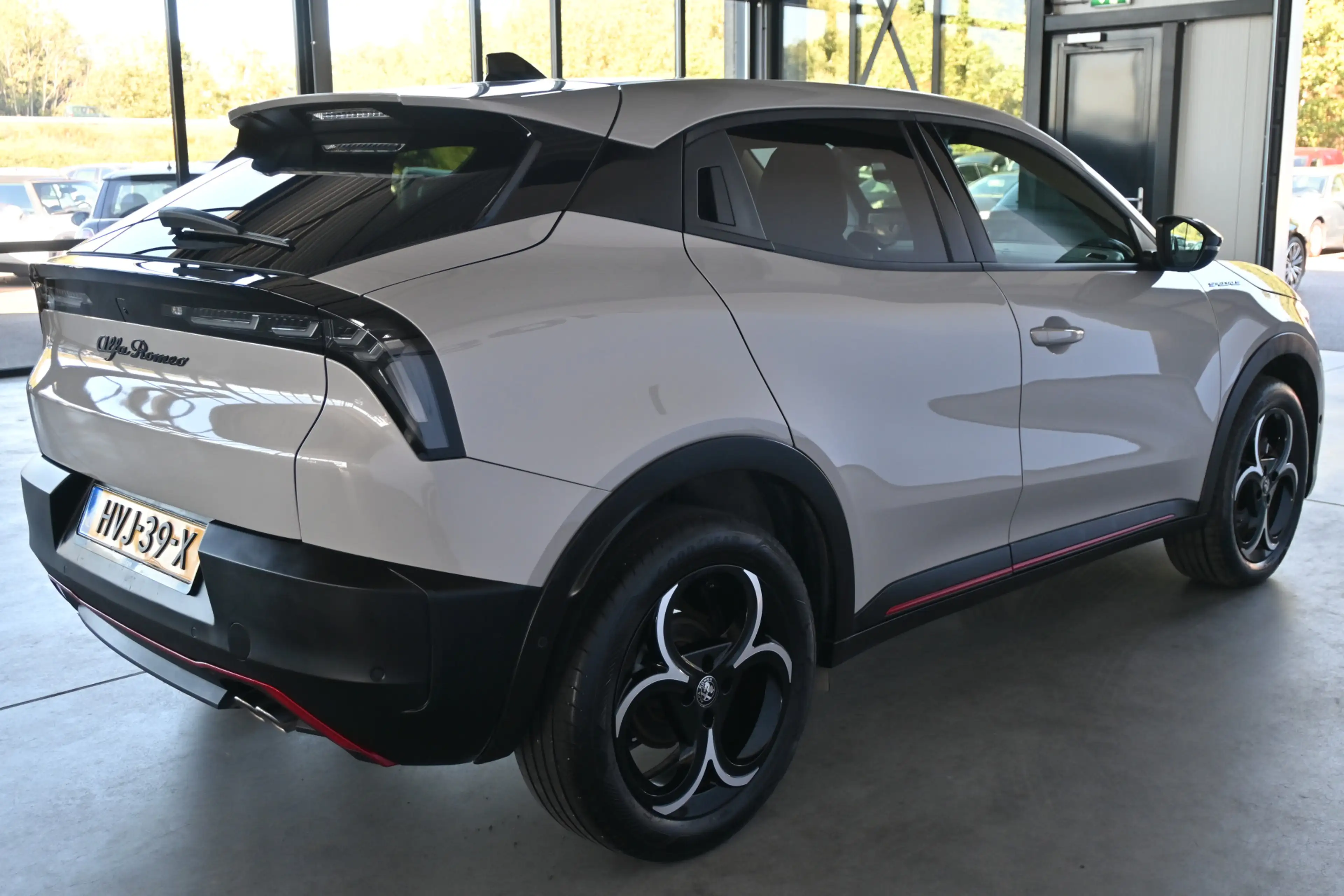 Alfa Romeo Junior 1.2 Turbo Hybrid Ibrida Speciale Adaptieve Cruise — photo 14