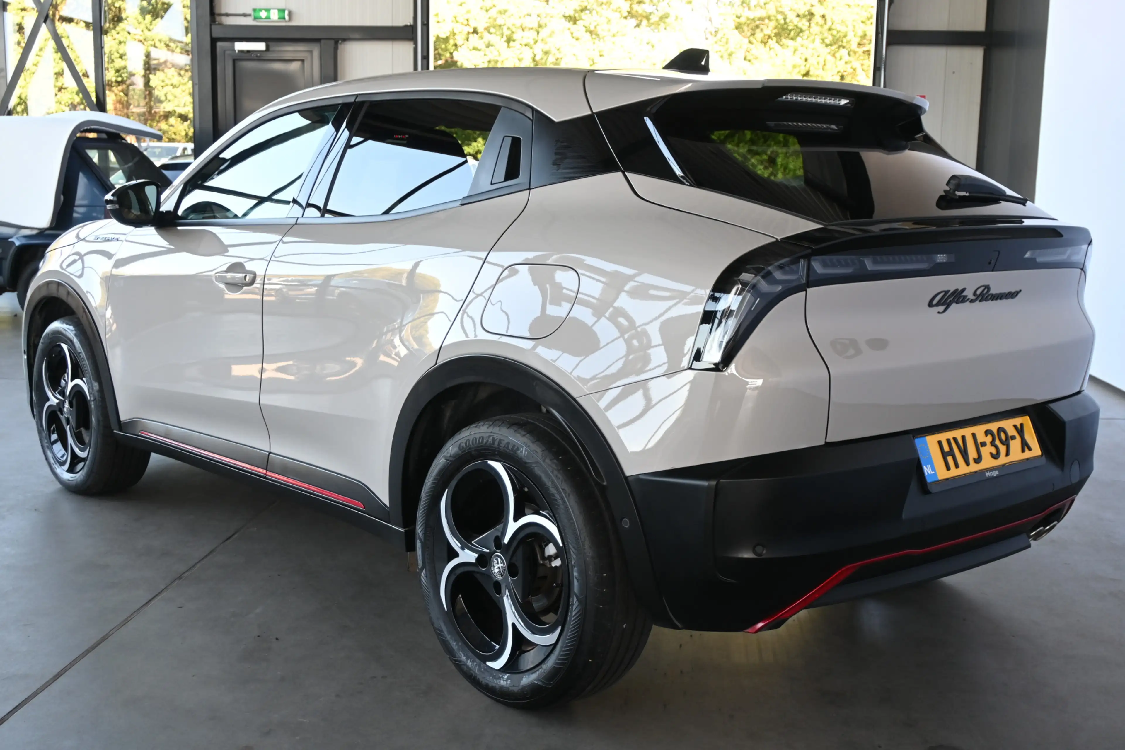 Alfa Romeo Junior 1.2 Turbo Hybrid Ibrida Speciale Adaptieve Cruise — photo 13