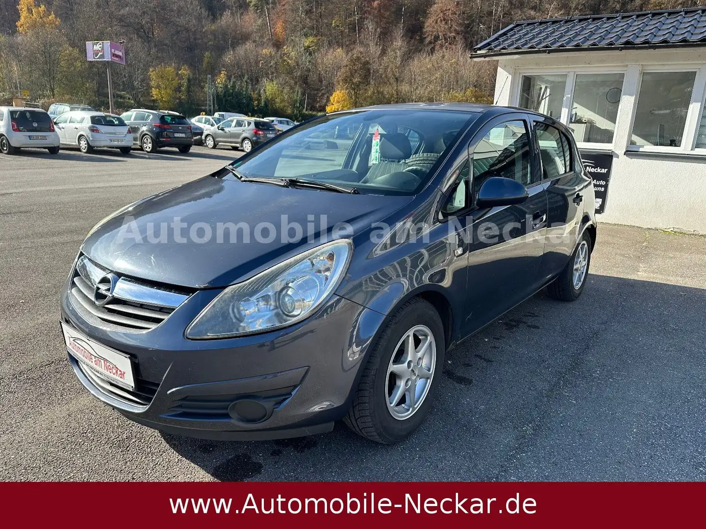 Opel Corsa D 1.4 90 PS Cosmo-Klima-Temp-SHZ-2.Hand Grau - 1