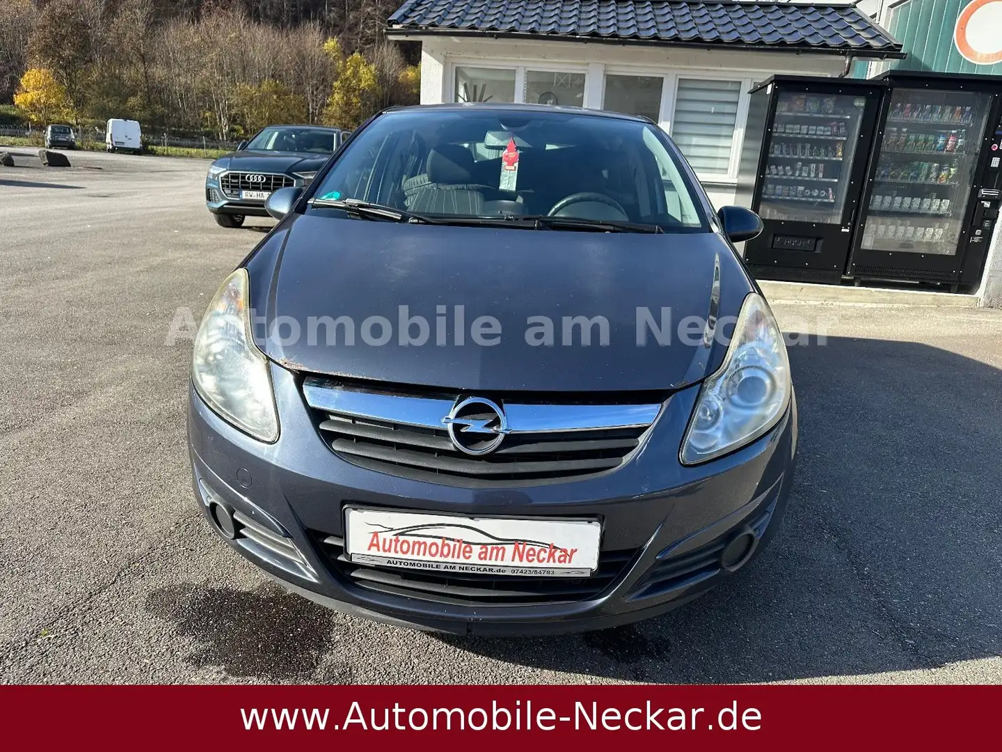 Opel Corsa D 1.4 90 PS Cosmo-Klima-Temp-SHZ-2.Hand Grau - 2