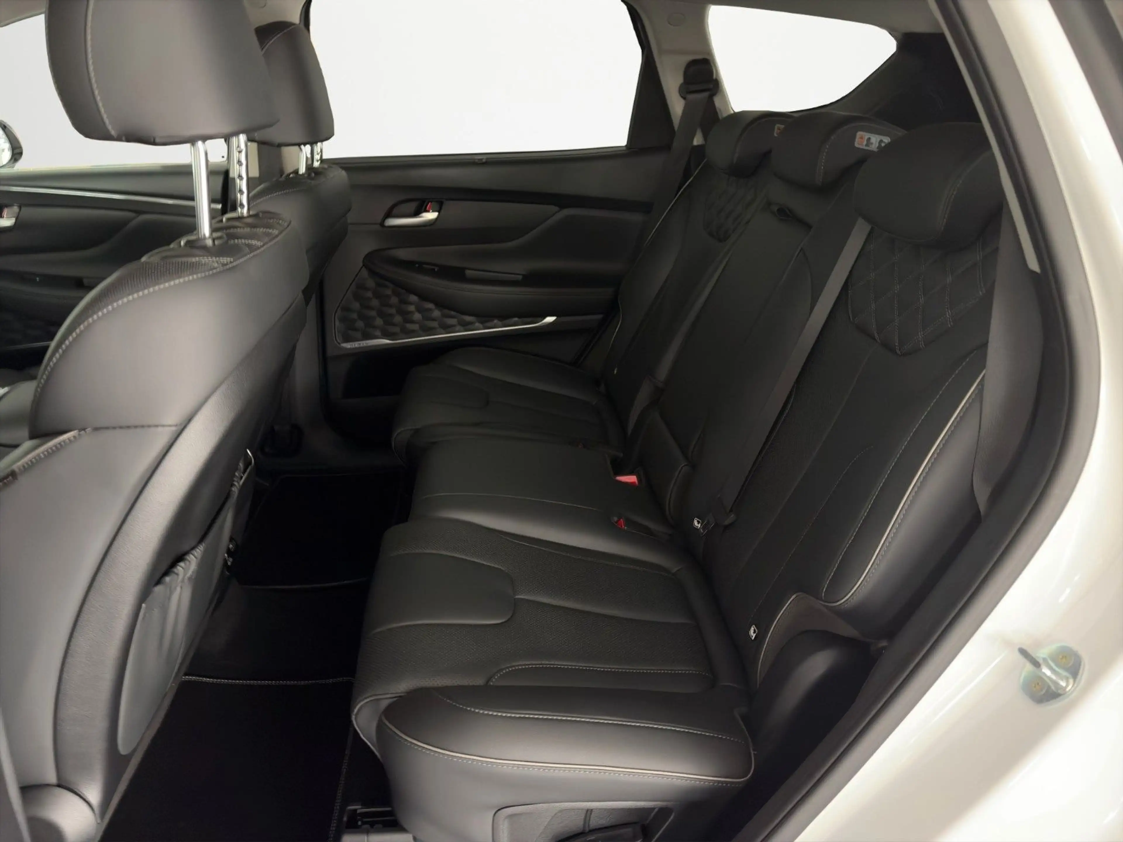 Hyundai SANTA FE 1.6 T-GDI Prime Plug-In Hybrid 4WD — photo 10