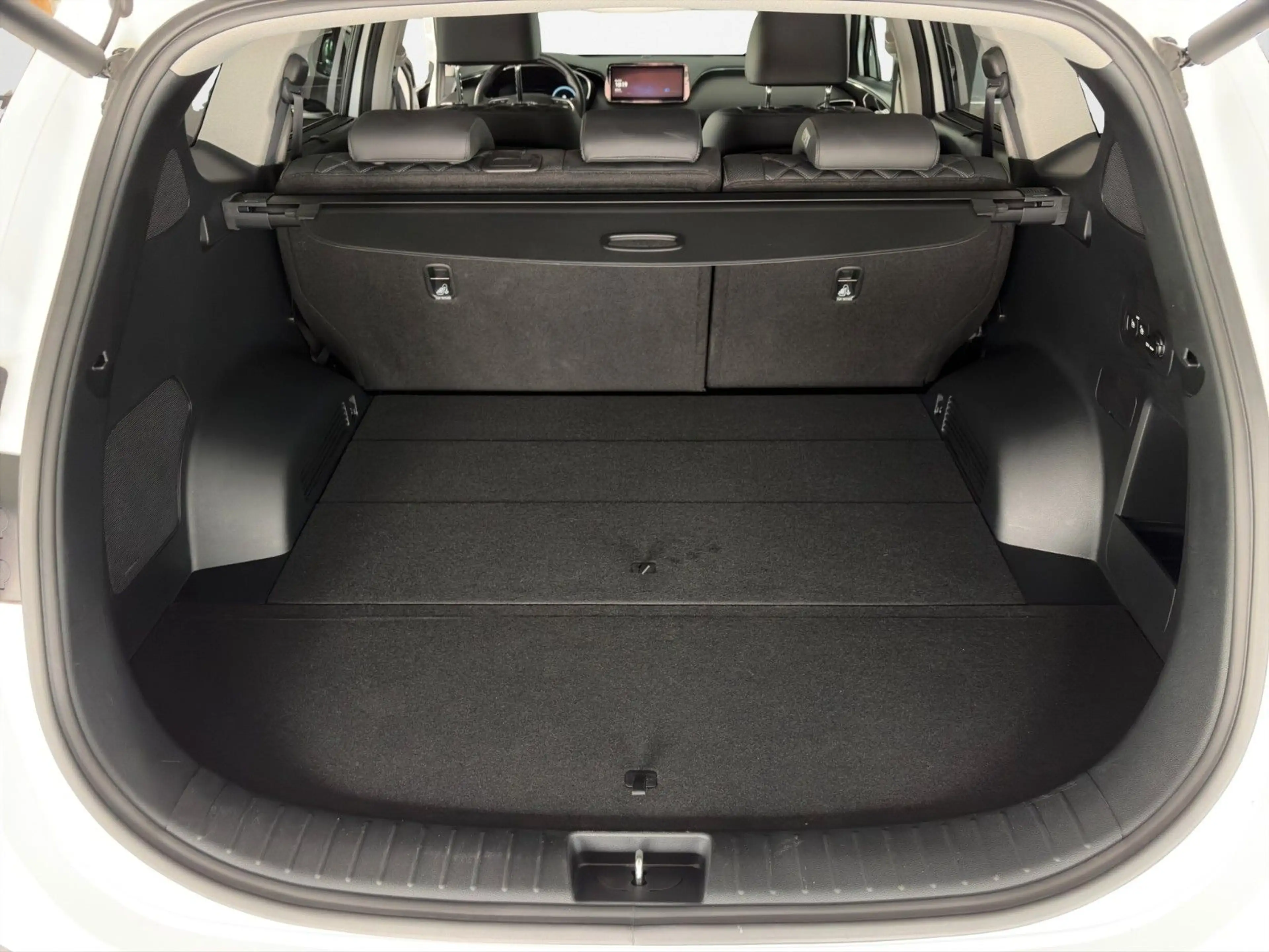 Hyundai SANTA FE 1.6 T-GDI Prime Plug-In Hybrid 4WD — photo 11