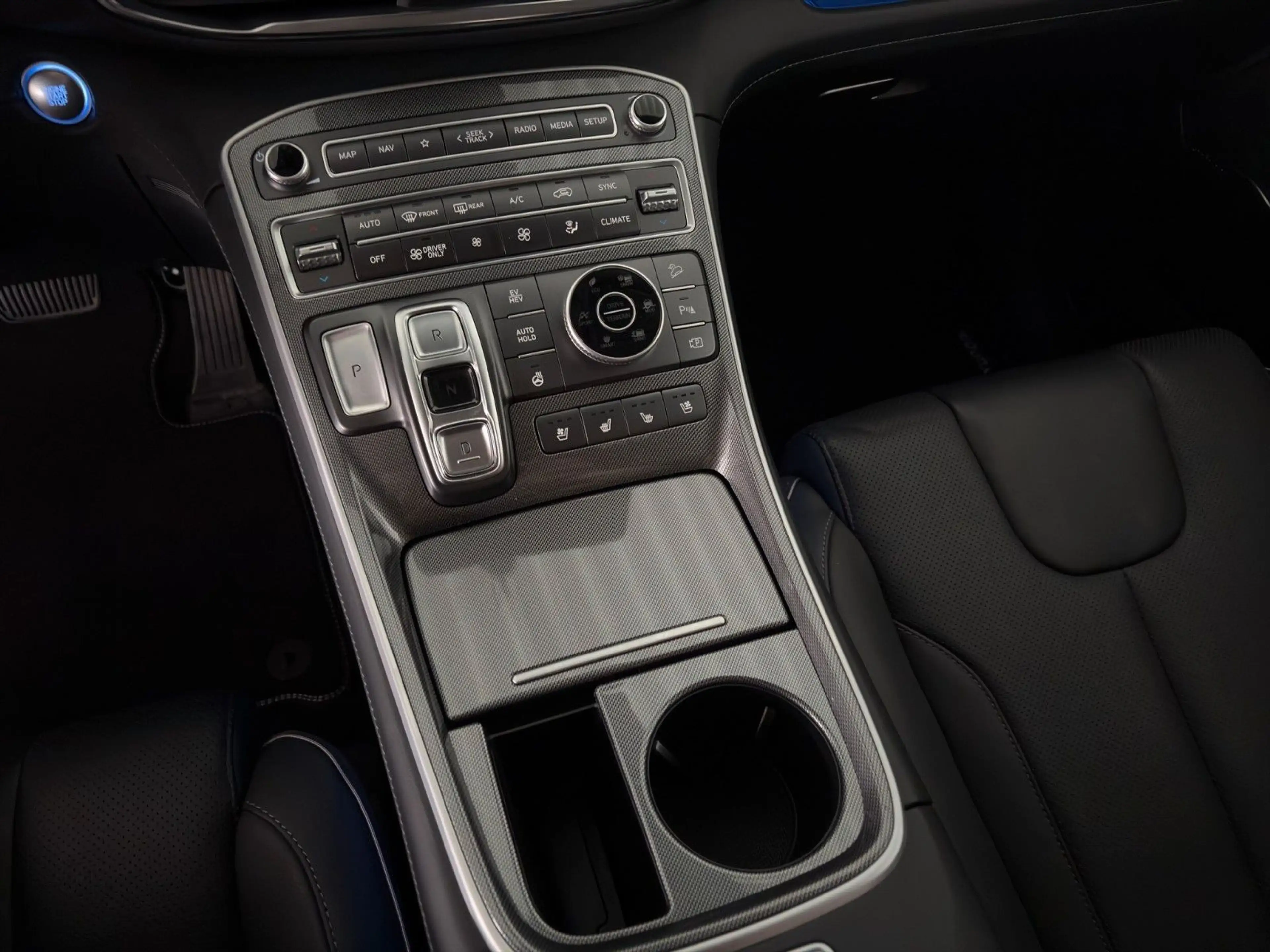 Hyundai SANTA FE 1.6 T-GDI Prime Plug-In Hybrid 4WD — photo 13