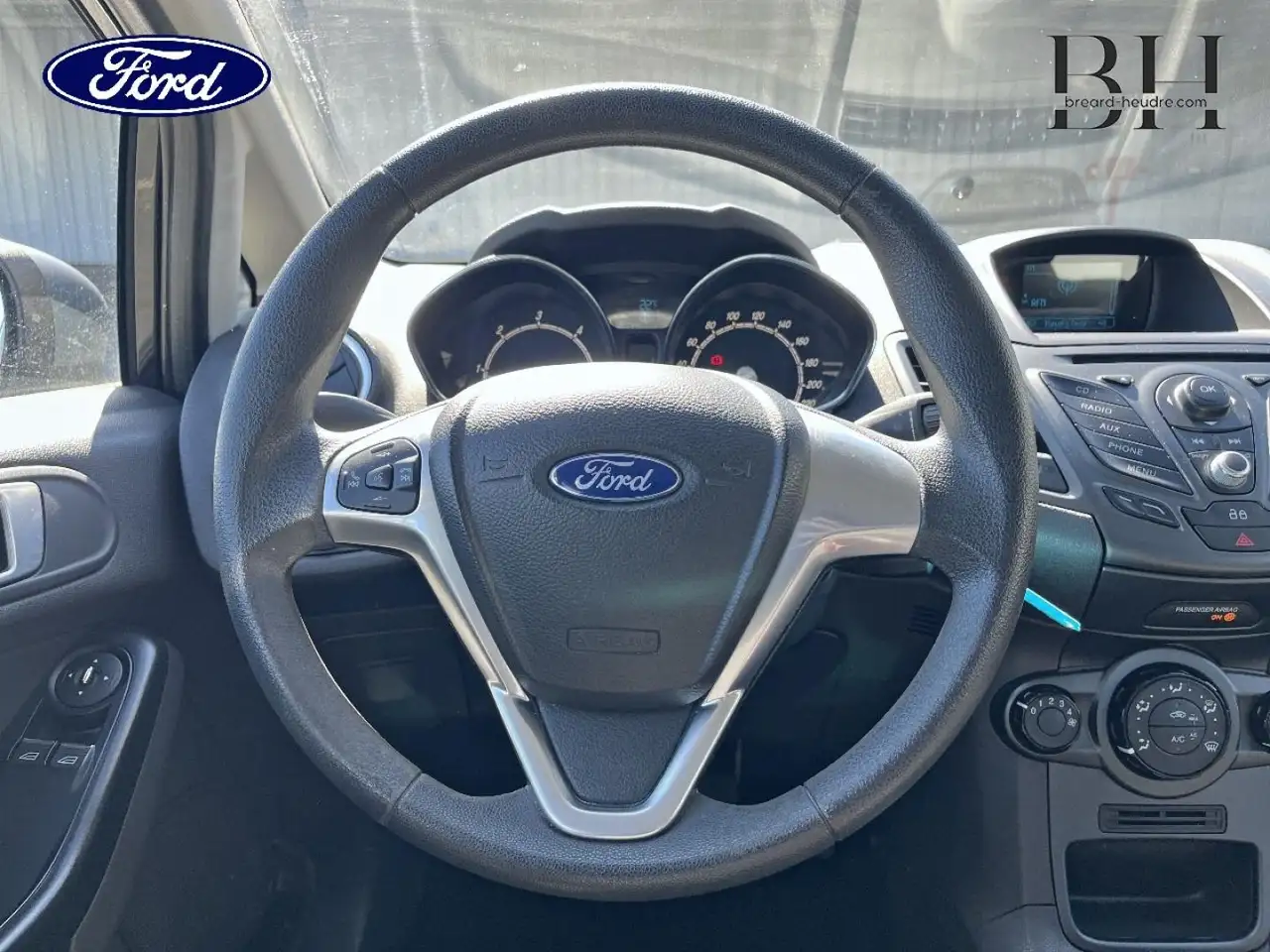 Ford Fiesta 5 portes — photo 9