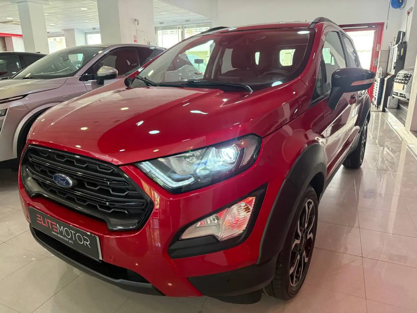 Ford EcoSport 1.0T EcoBoost 92kW (125CV) S&S active Active Rood - 1