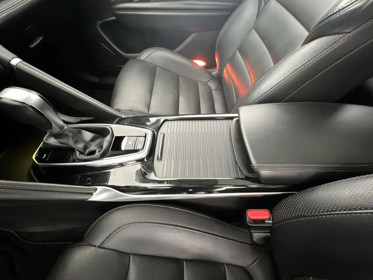 Renault Koleos 175 DCI — photo 17 sur 20