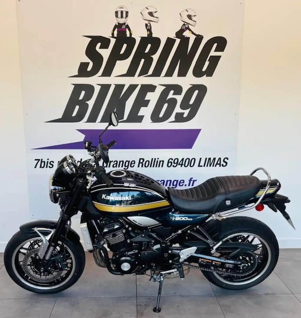 Kawasaki Z900RS - 1