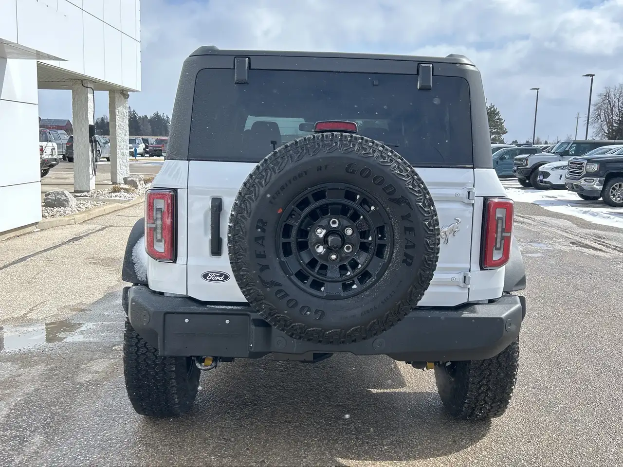 Ford Bronco снимка Ford Bronco