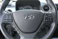 Hyundai i10 1.0i YES Silberp., USB, SH, beh. Lenkrad Schwarz - thumbnail 10