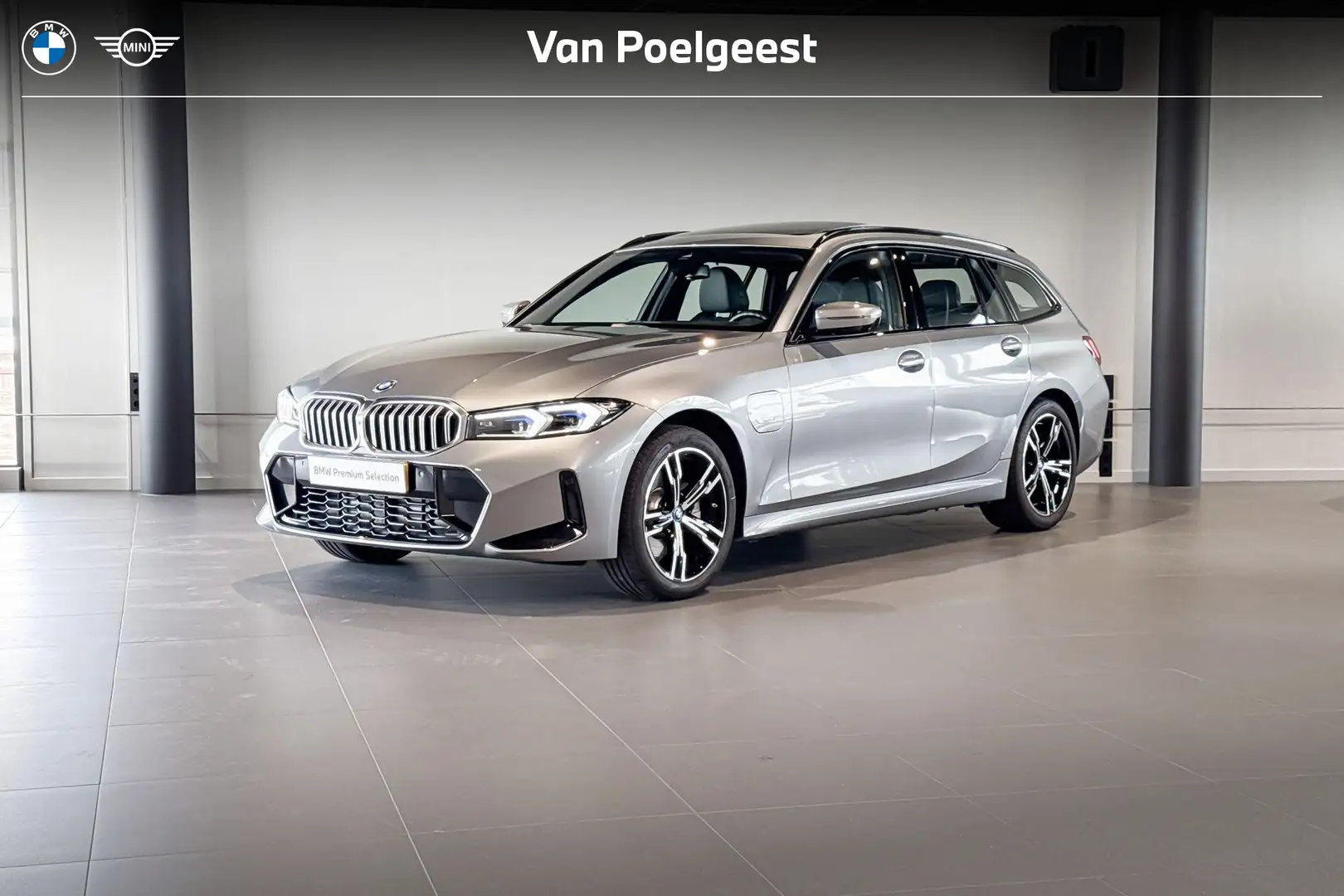 BMW 330 3 Serie Touring 330e xDrive | M Sport | Harman Kar Grijs - 1
