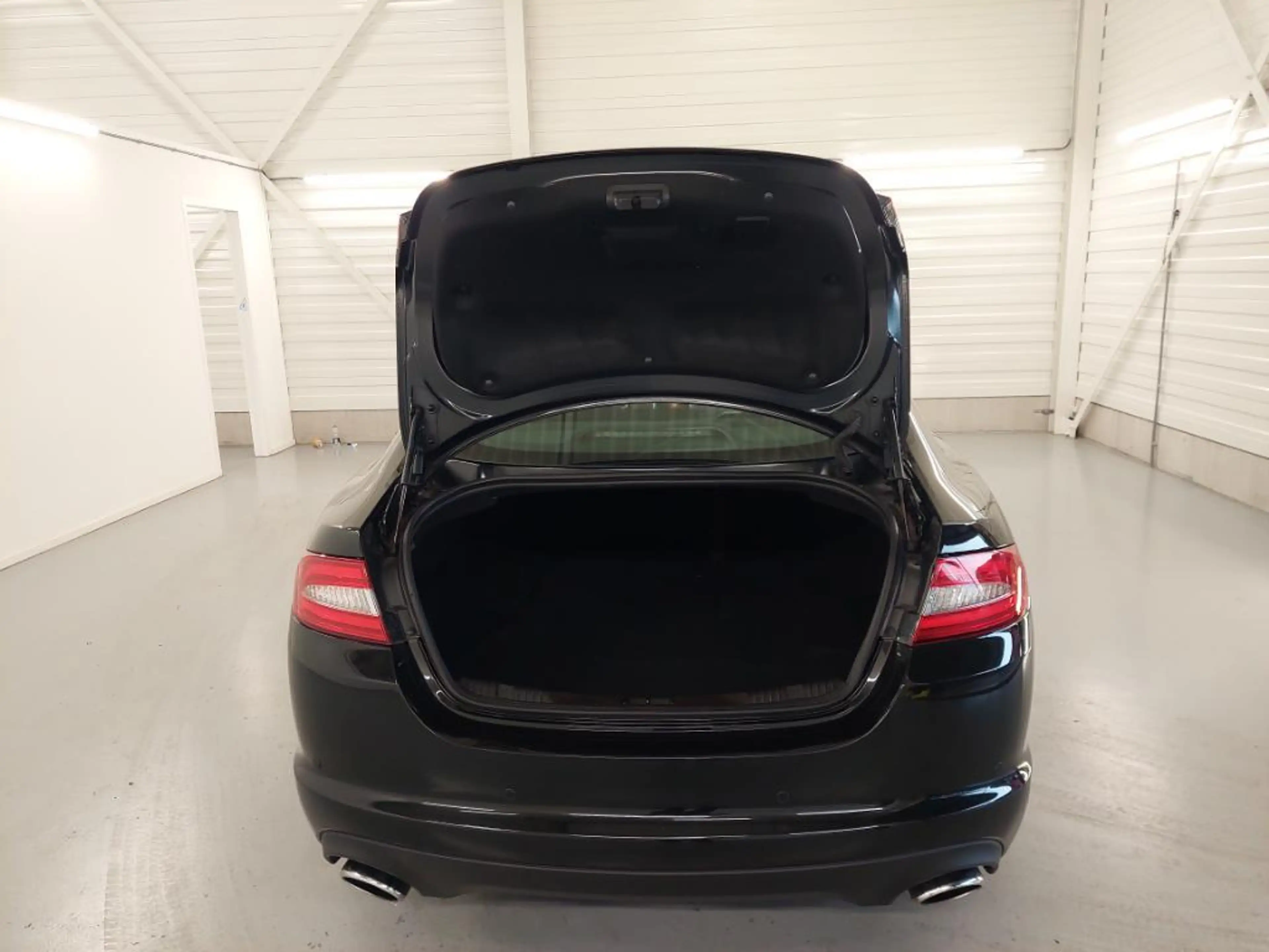 Jaguar XF 3.0D / NL PRIJS 13599 / Auto rijdt prima — photo 9