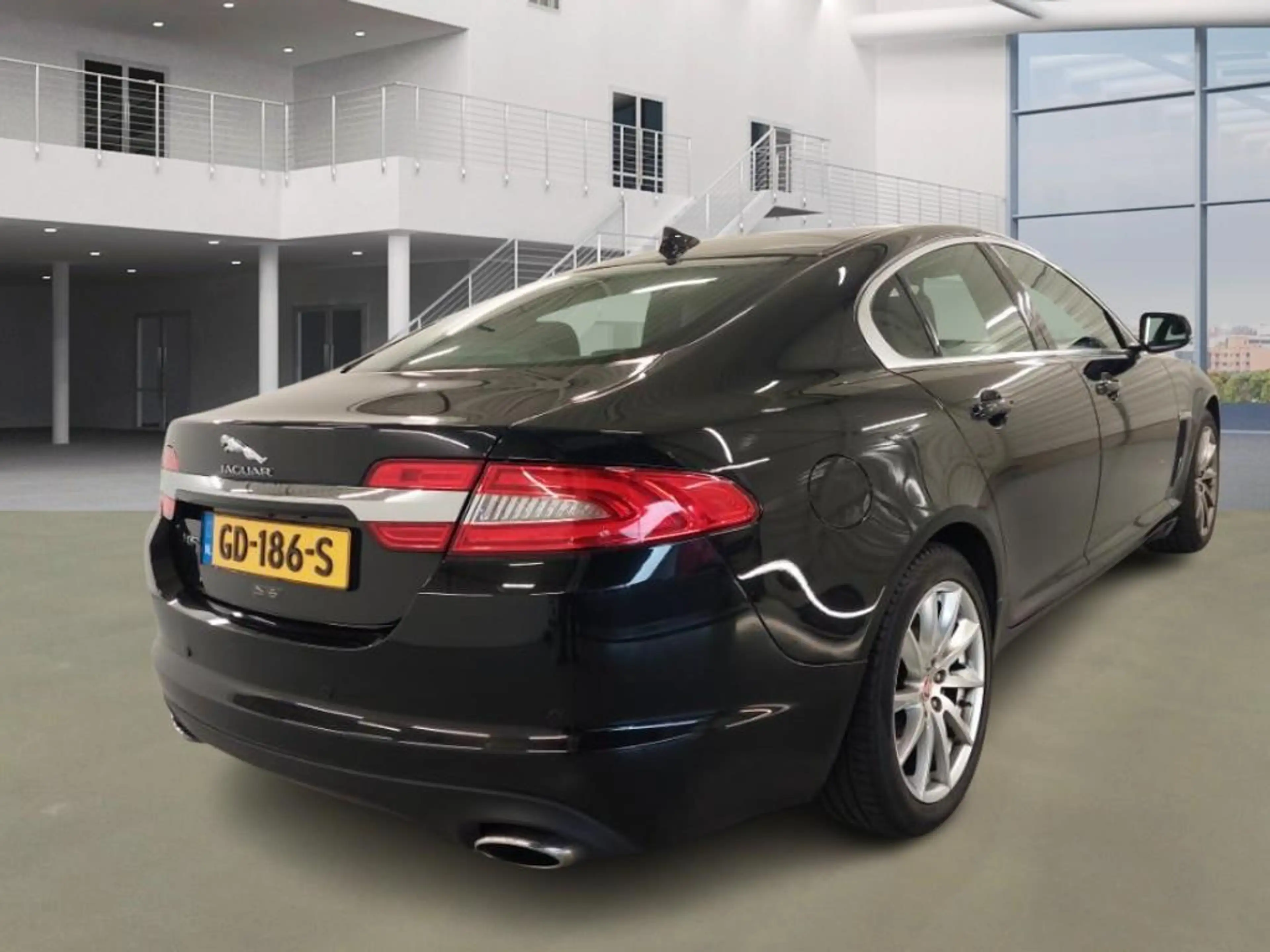 Jaguar XF 3.0D / NL PRIJS 13599 / Auto rijdt prima — photo 3