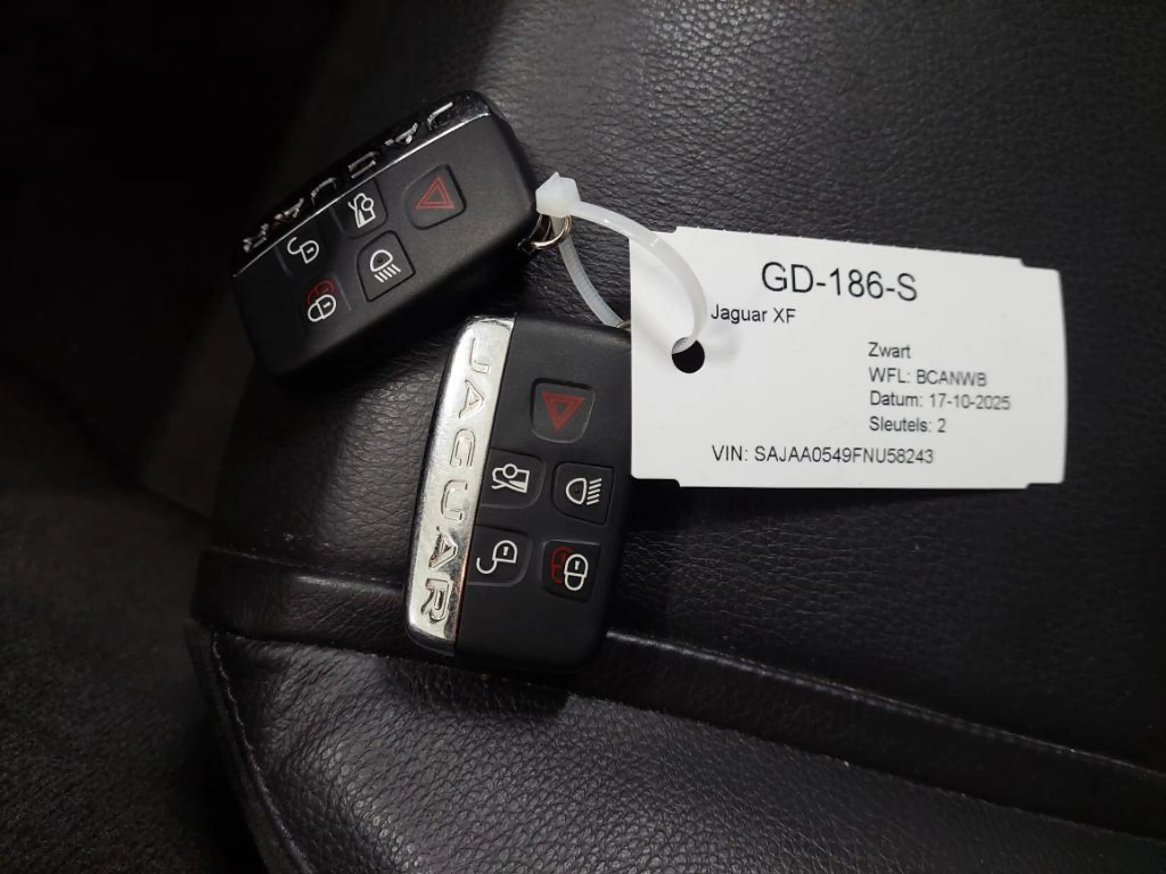 Jaguar XF 3.0D / NL PRIJS 13599 / Auto rijdt prima — photo 14