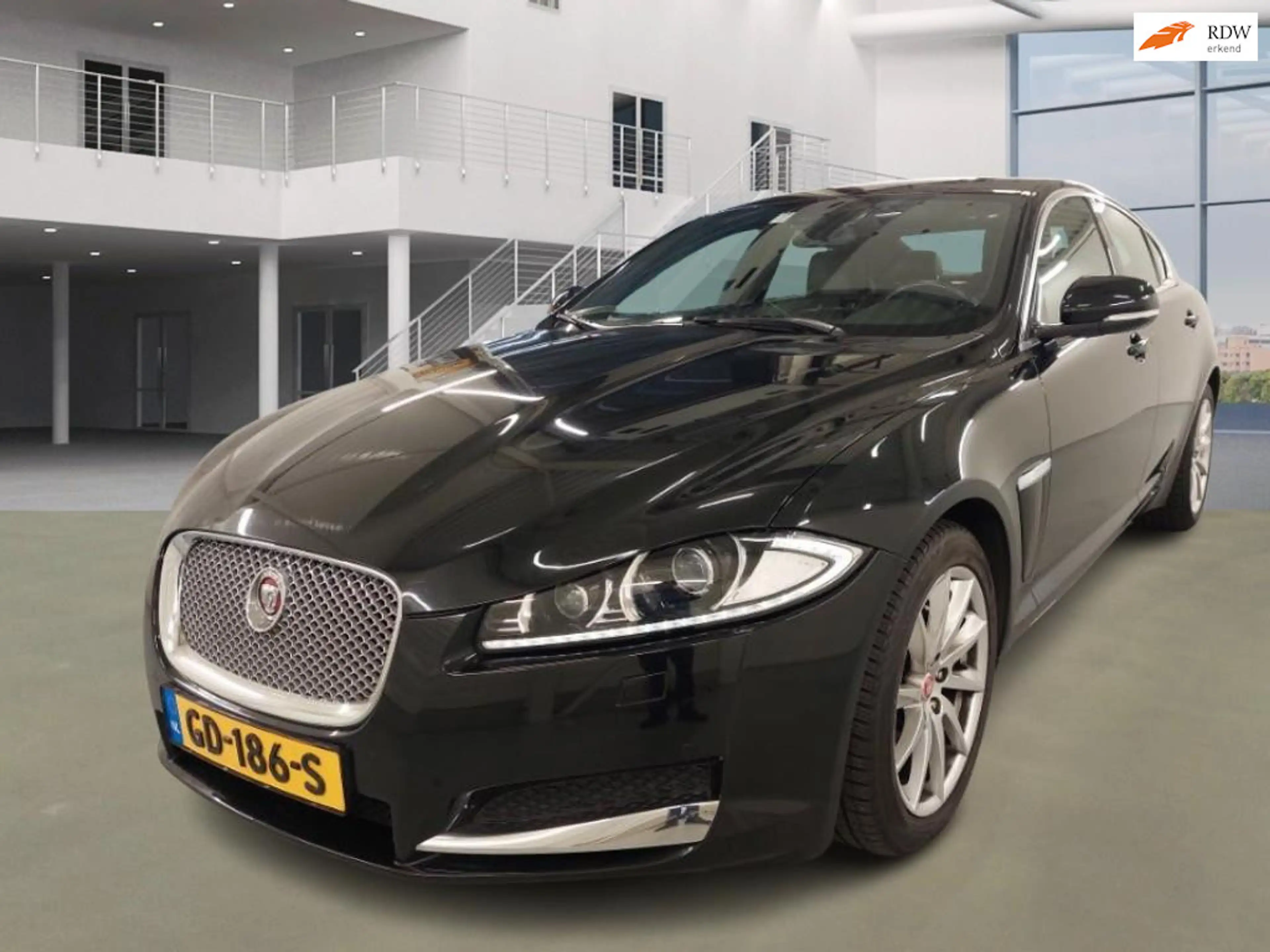 Jaguar XF 3.0D / NL PRIJS 13599 / Auto rijdt prima