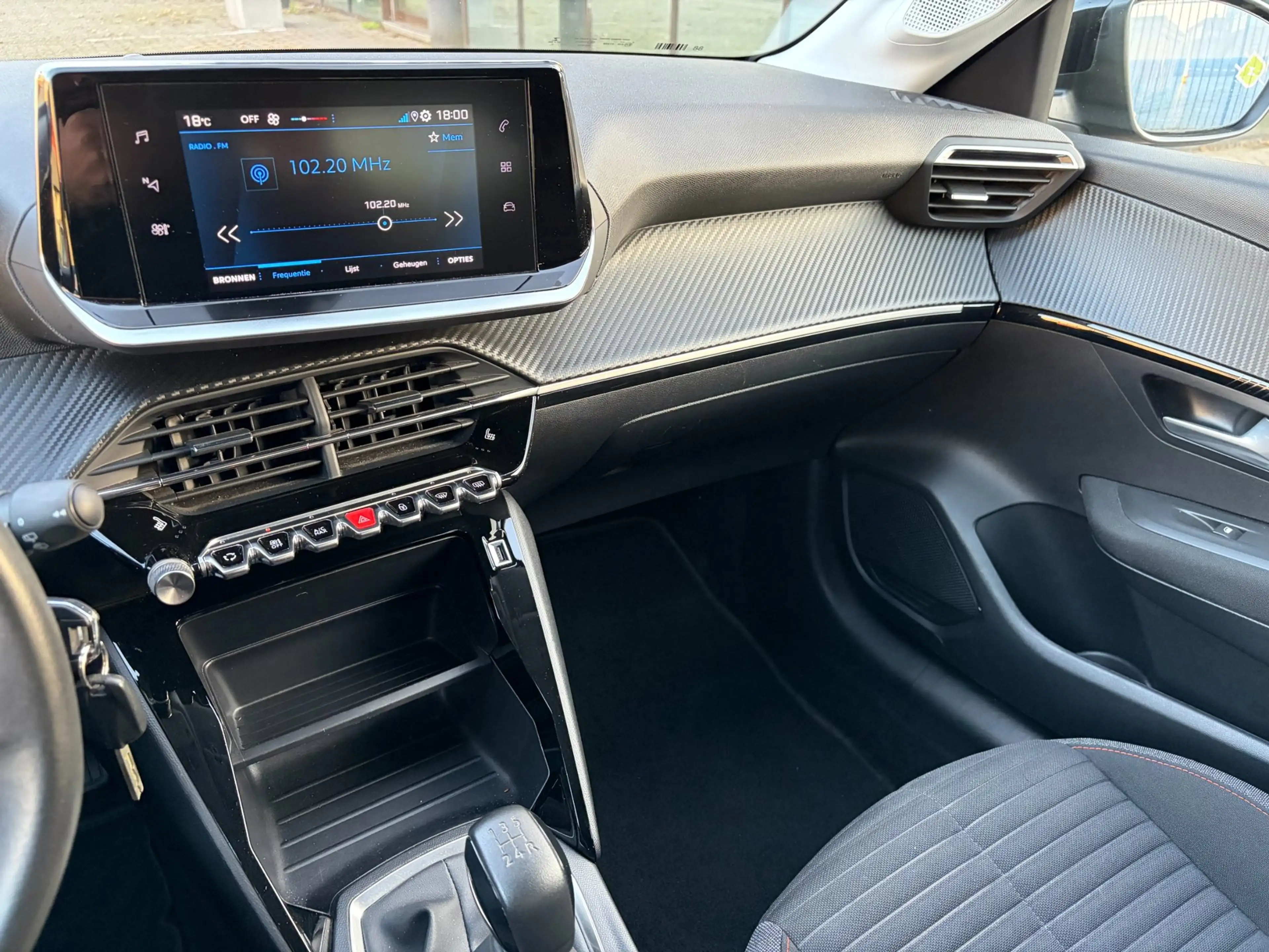 Peugeot 208 1.2 PureTech Active Pack / Carplay / Stoelverw. / — photo 13