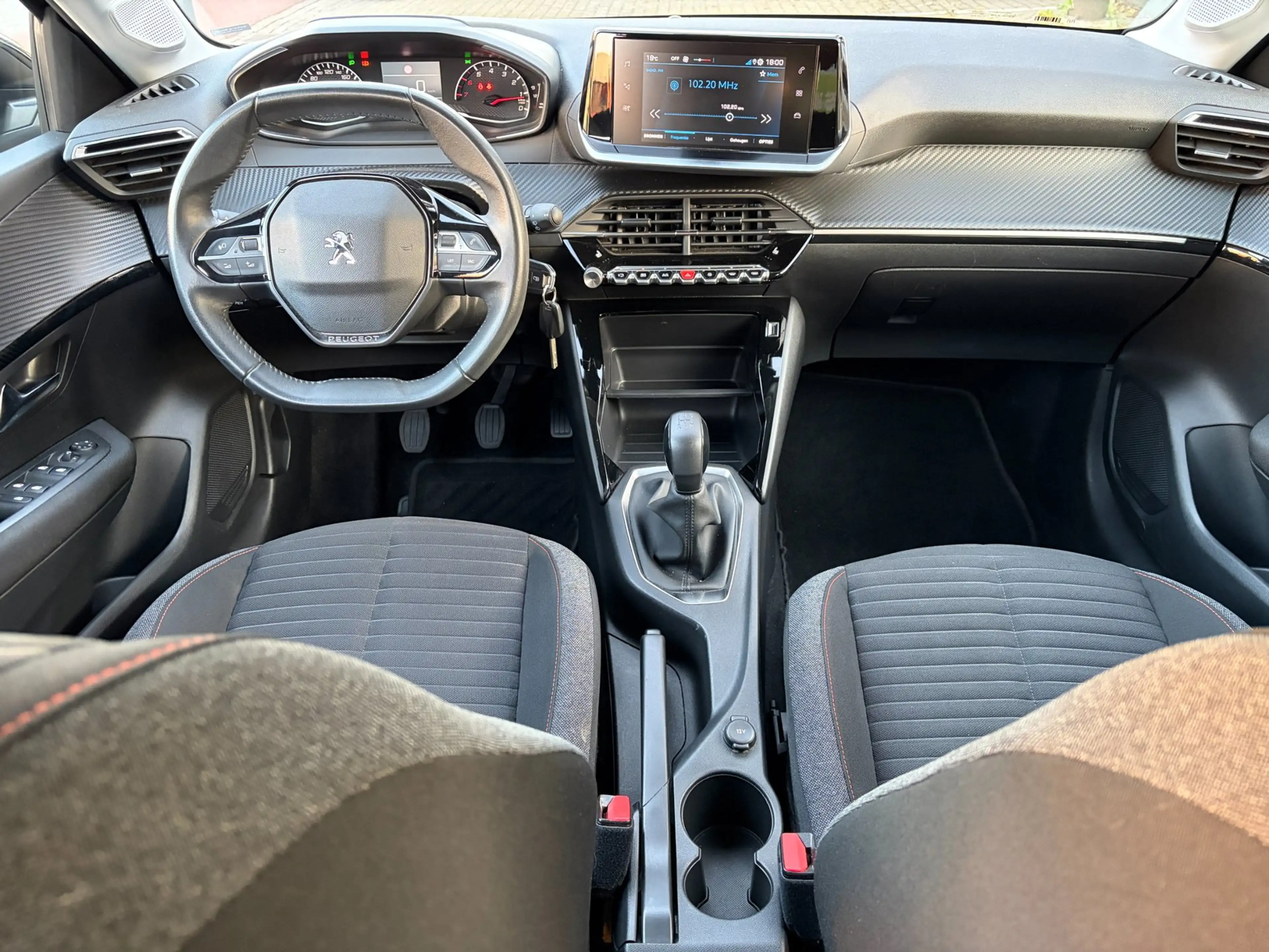 Peugeot 208 1.2 PureTech Active Pack / Carplay / Stoelverw. / — photo 9
