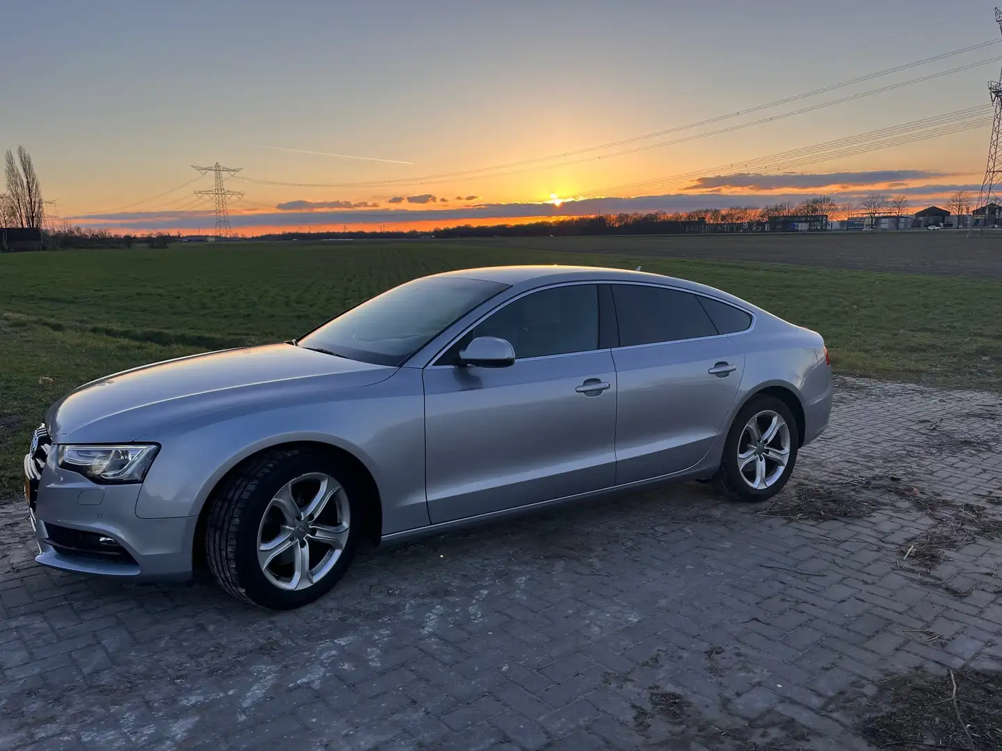 Audi A5 A5 2.0 TDI ultra Adreline Sport - luxe uitvoering Zilver - 1