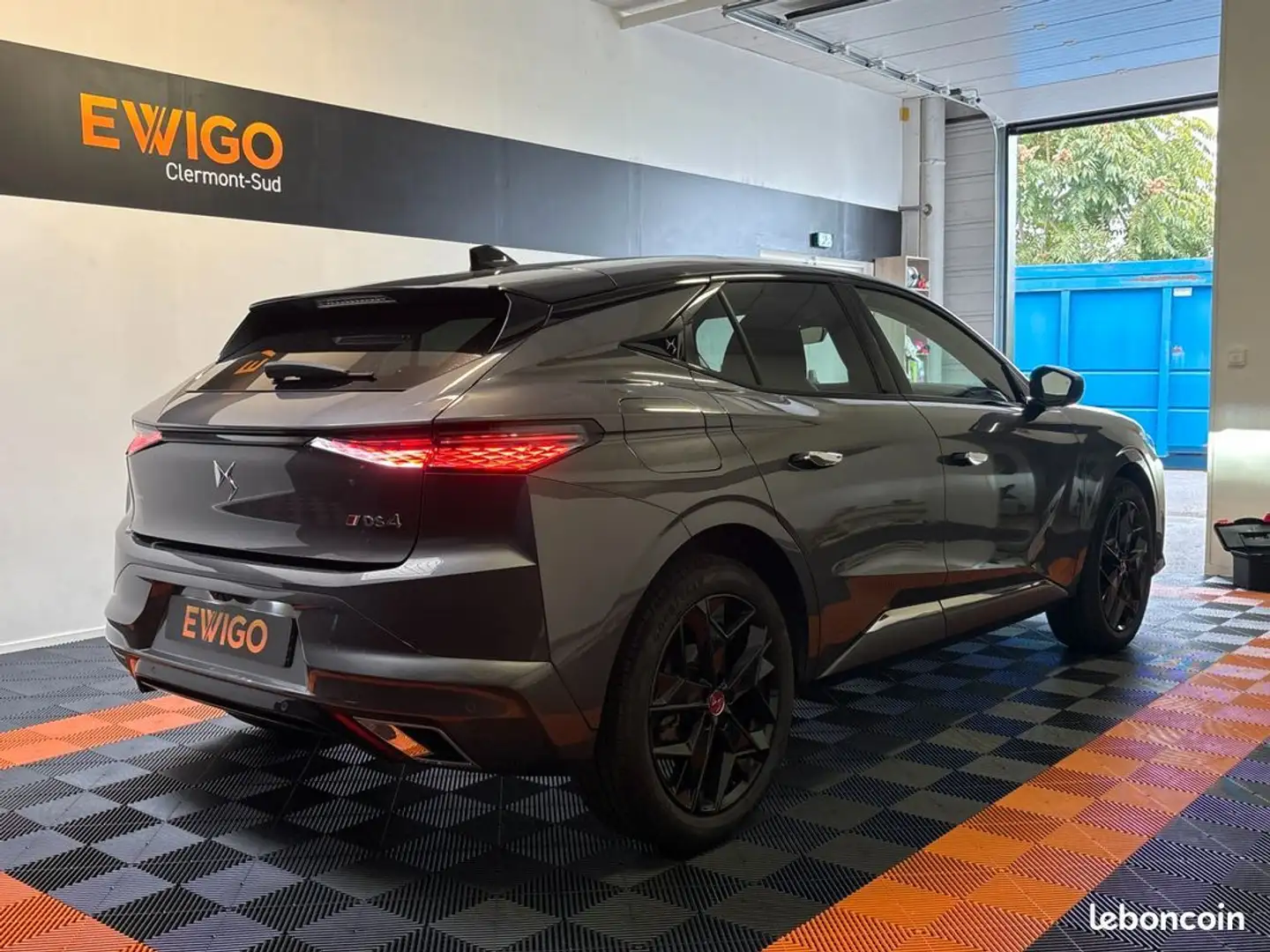 DS Automobiles DS 4 automobiles 1.6 puretech 180ch performance line plus bva entretien constructeur Grijs - 2