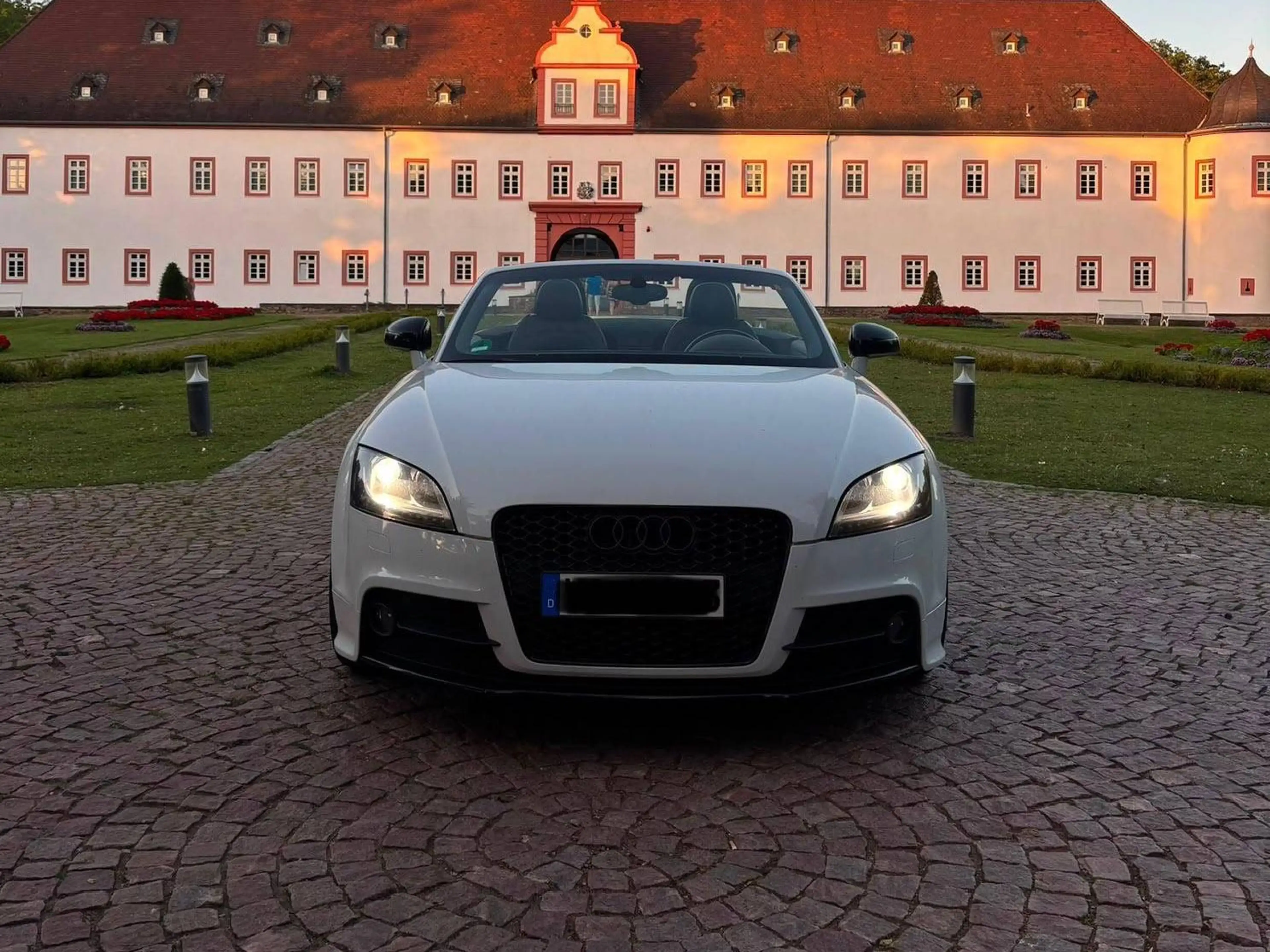 Audi TT Audi TT Roadster Diesel Roadster 2.0 TDI quattro — photo 2